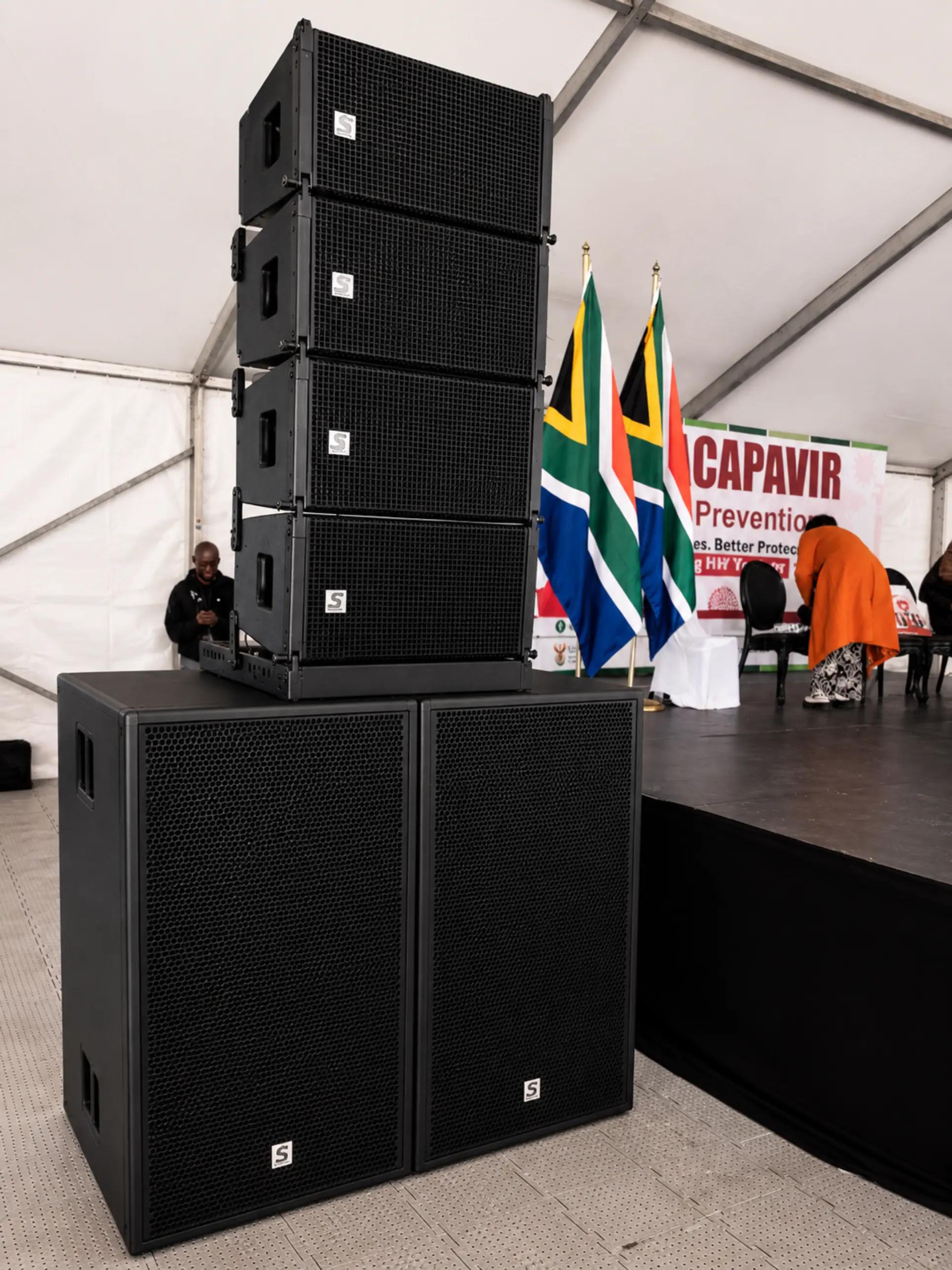 @de_young_audio_engineer_SA