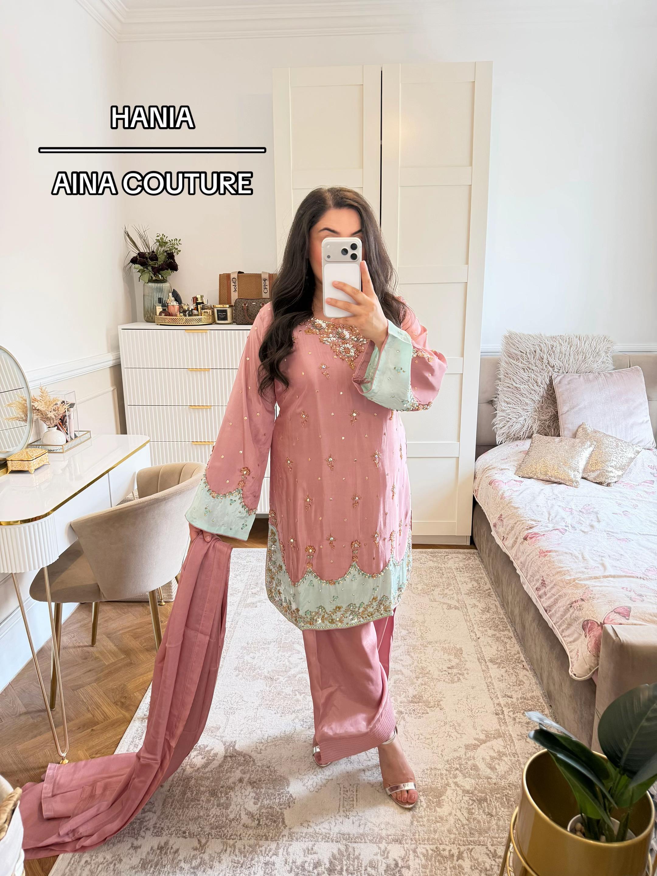 @Aina__couture