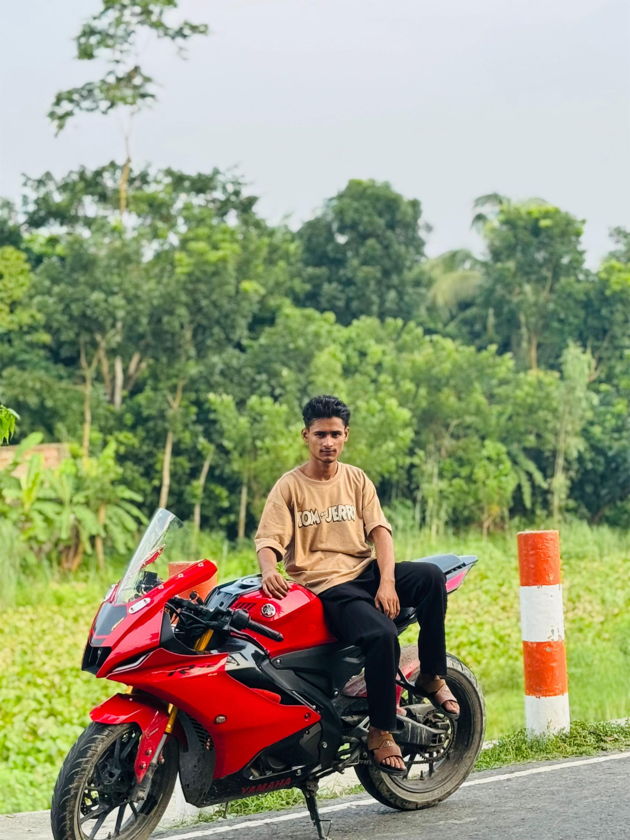 @🥀S U J A Y 777🥀