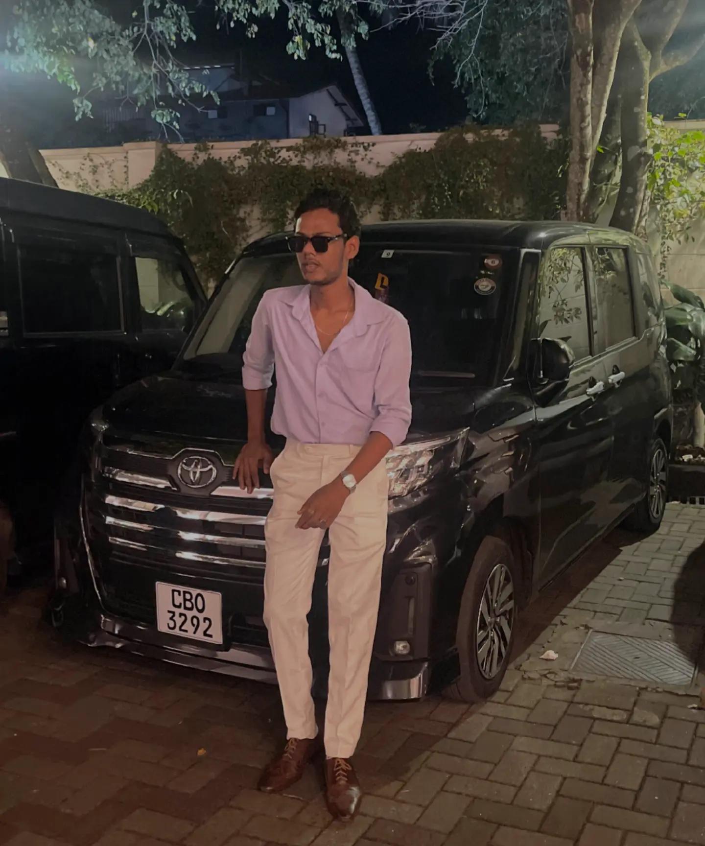 @عزيز امان🧃