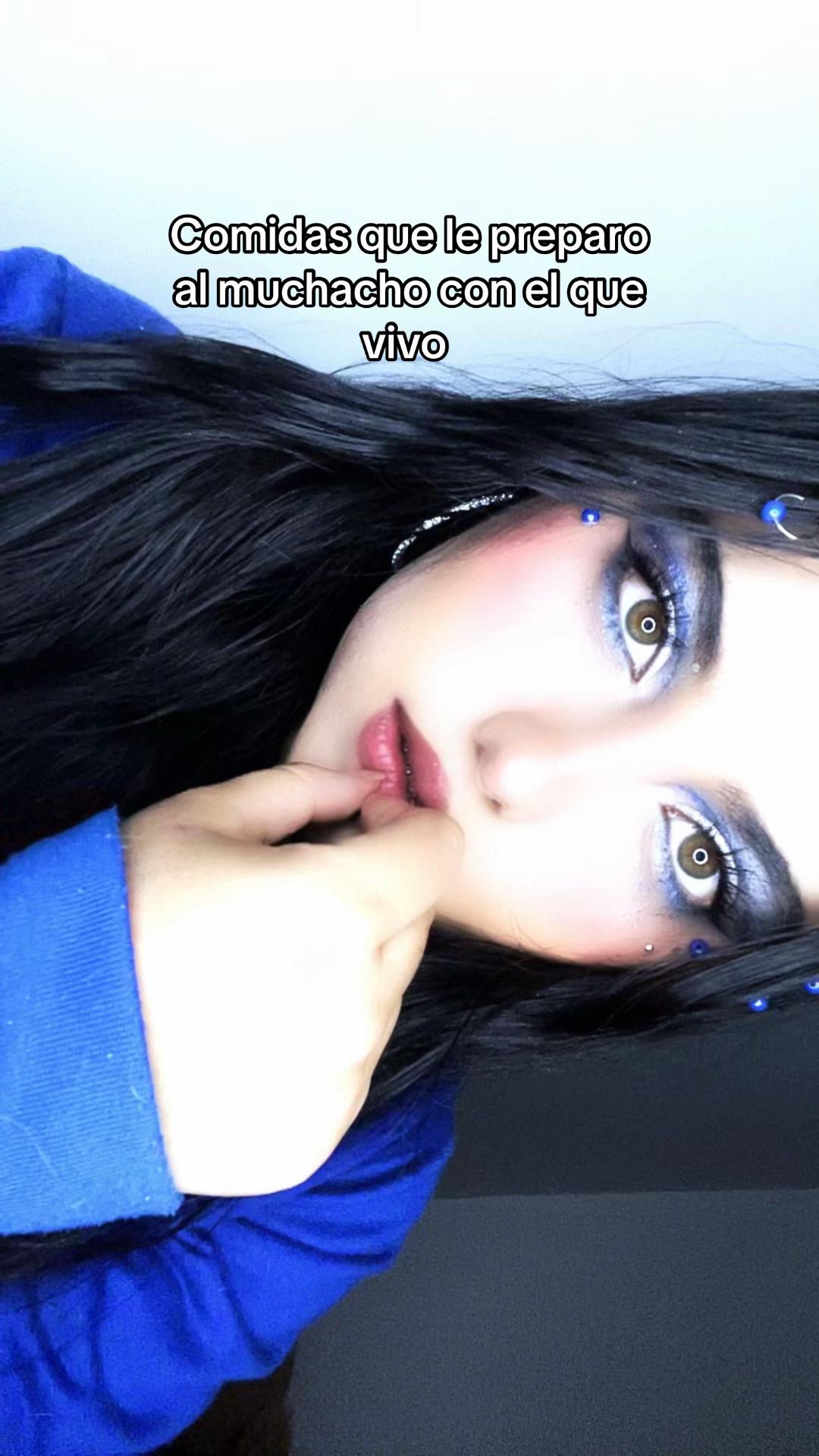 @Valentina 404 💙