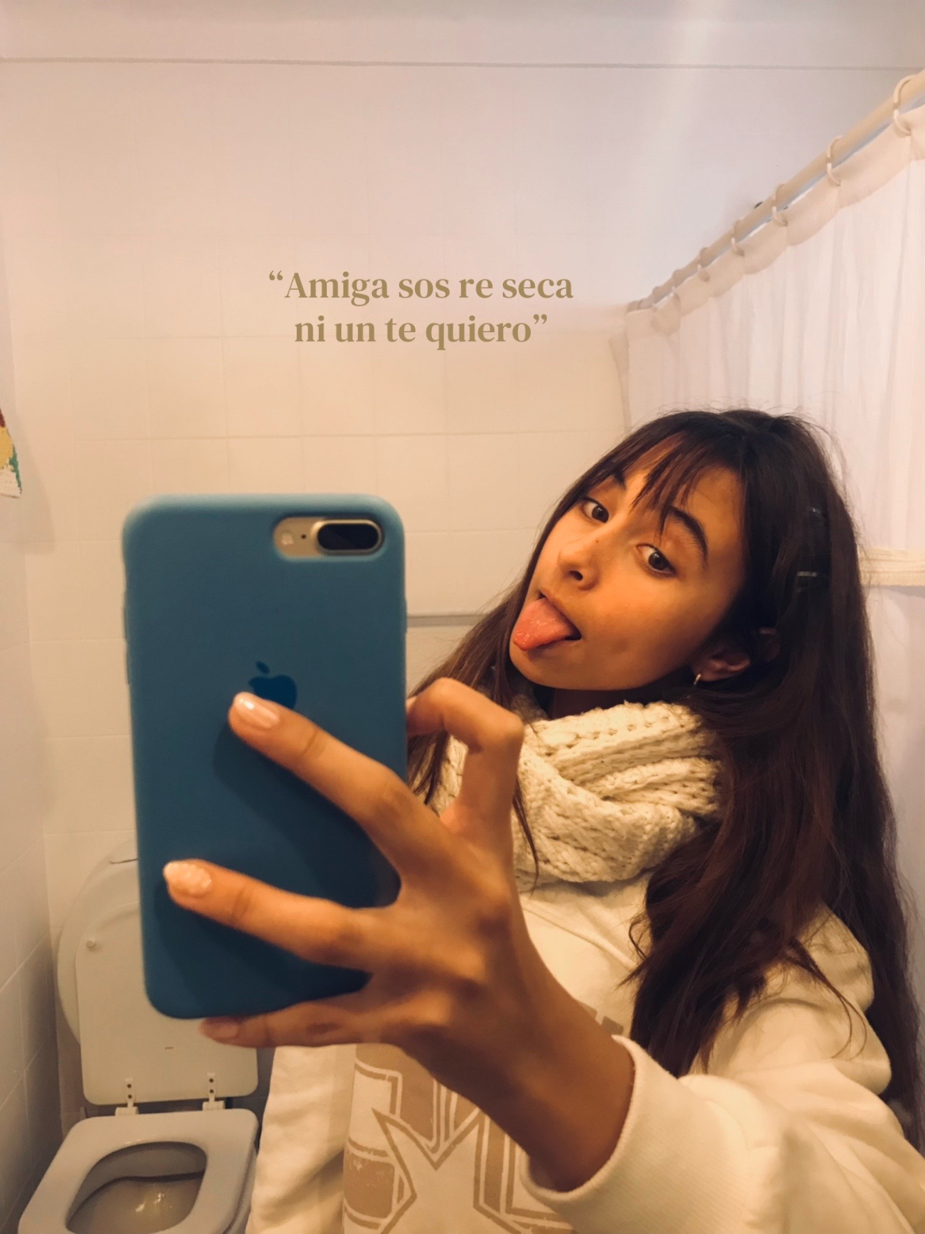 @Ximena González