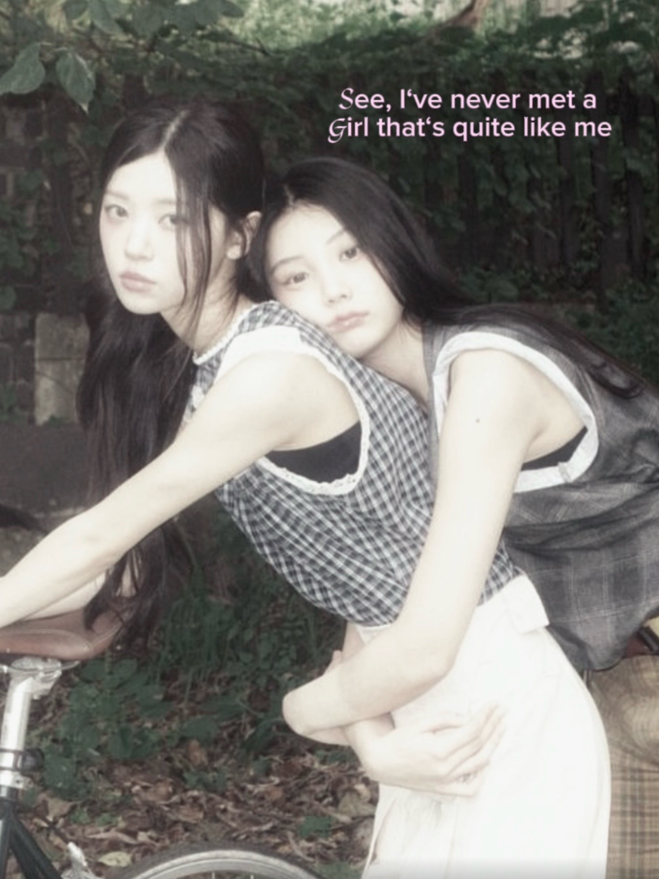 @𝔄𝔪𝔦𝔰𝔞🪽