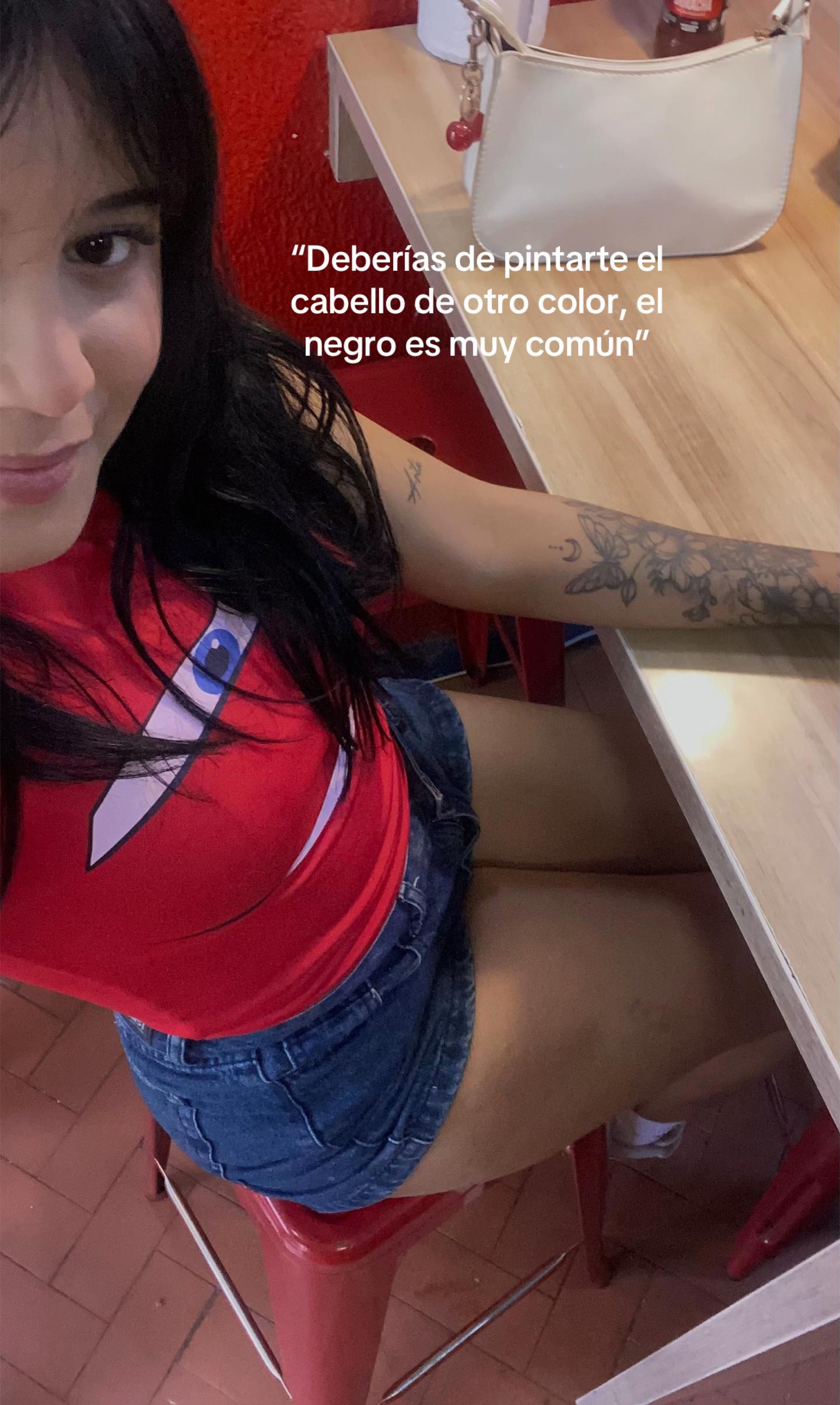 @👩🏻.