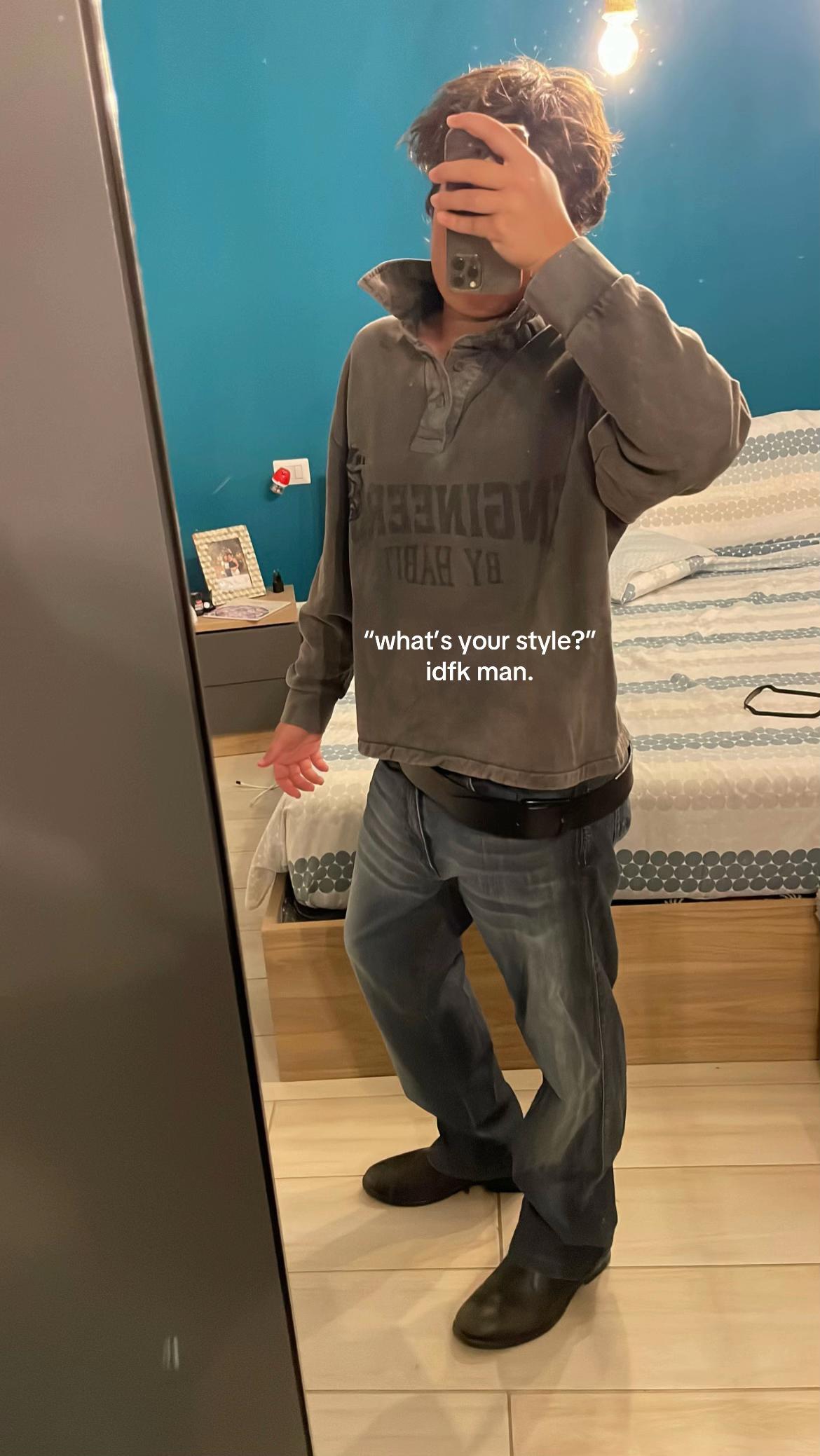 @🦦