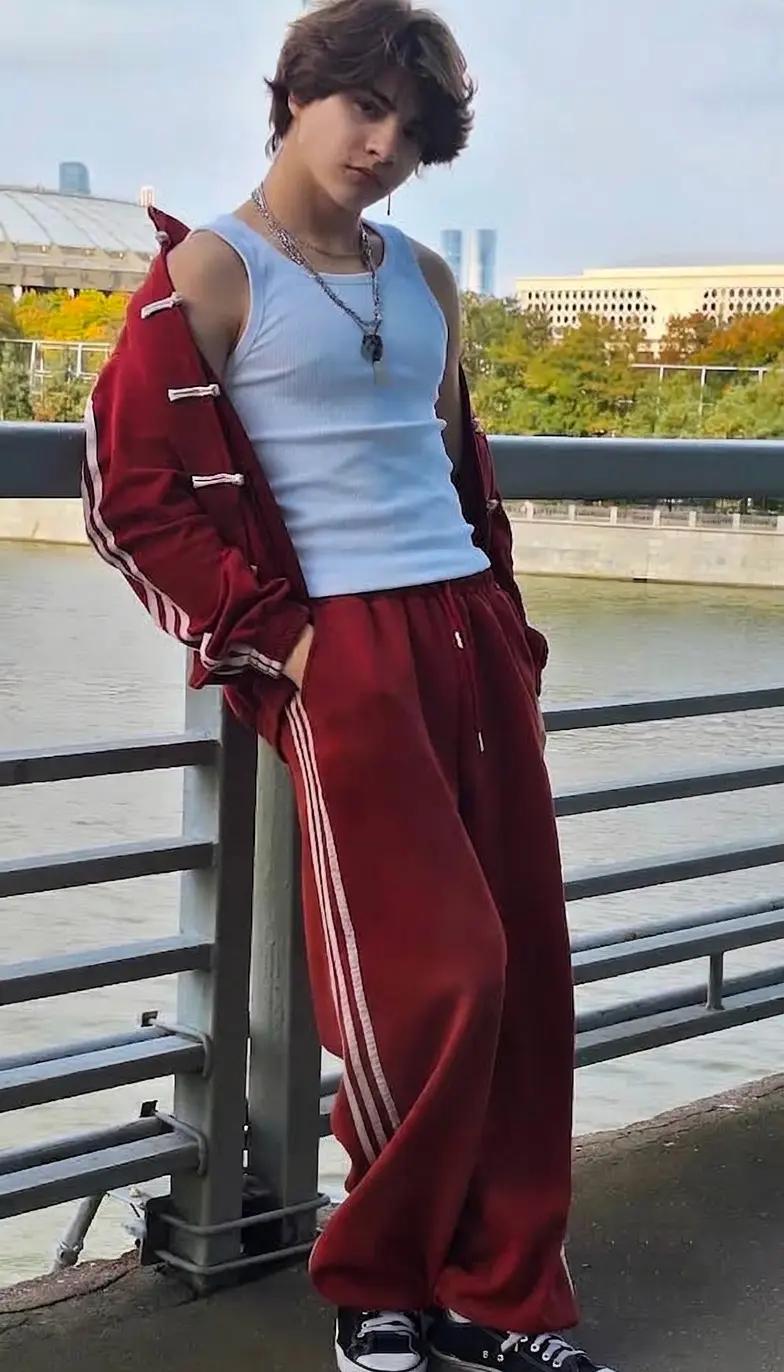 @EgoR_ScHwaRLis_1