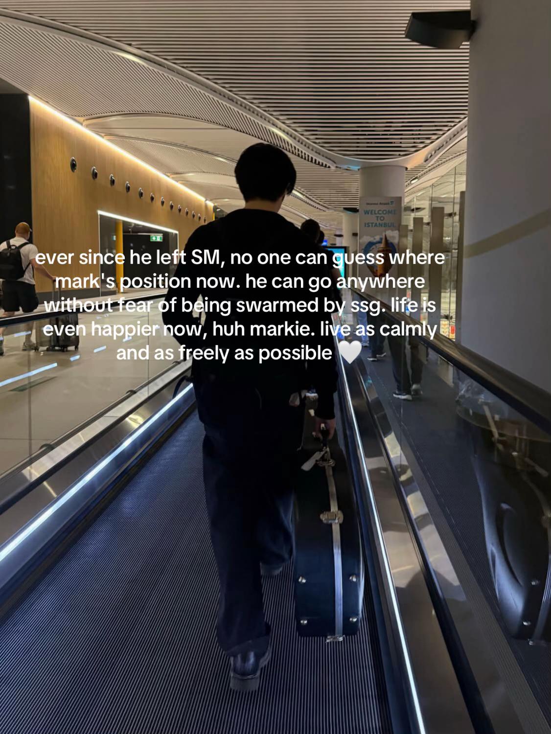 @𝓶𝓪𝓻𝓴 𝓵𝓮𝓮'𝓼 𝓰𝓲𝓻𝓵
