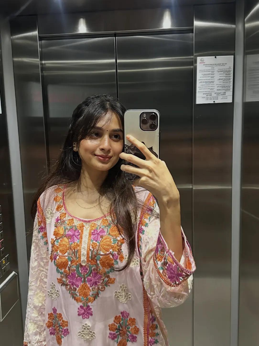 @Srushti😻🙈🤍