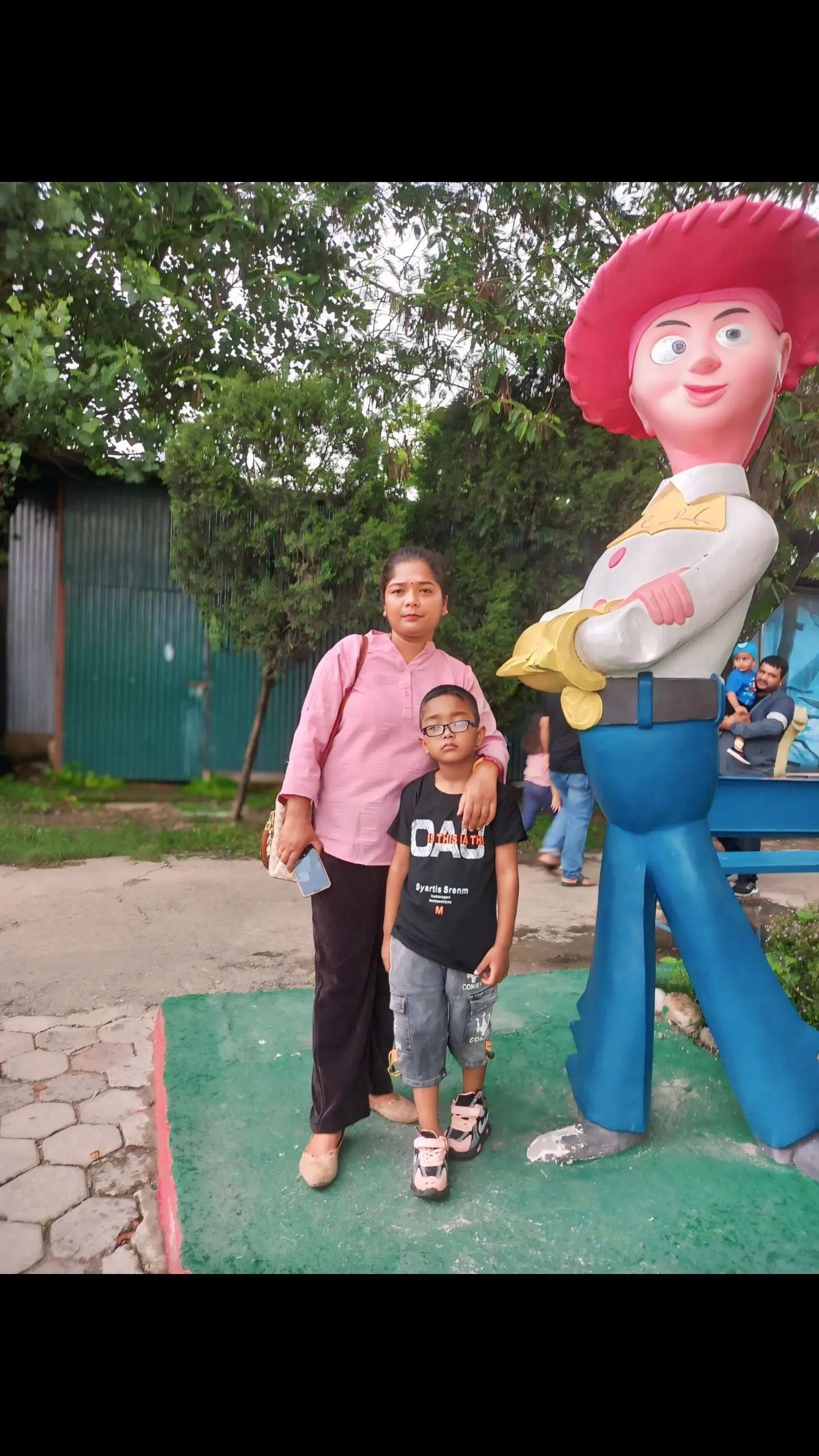 @Sunita Thami