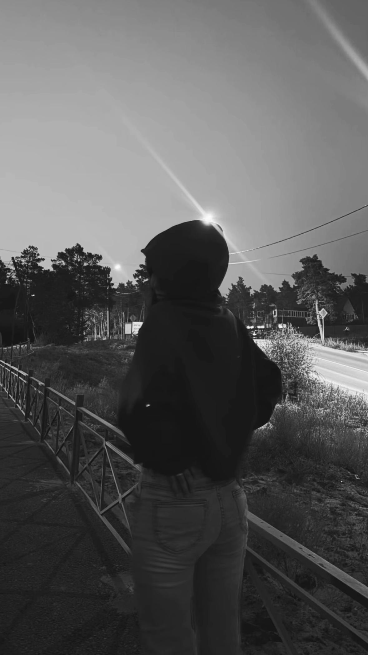 @825
