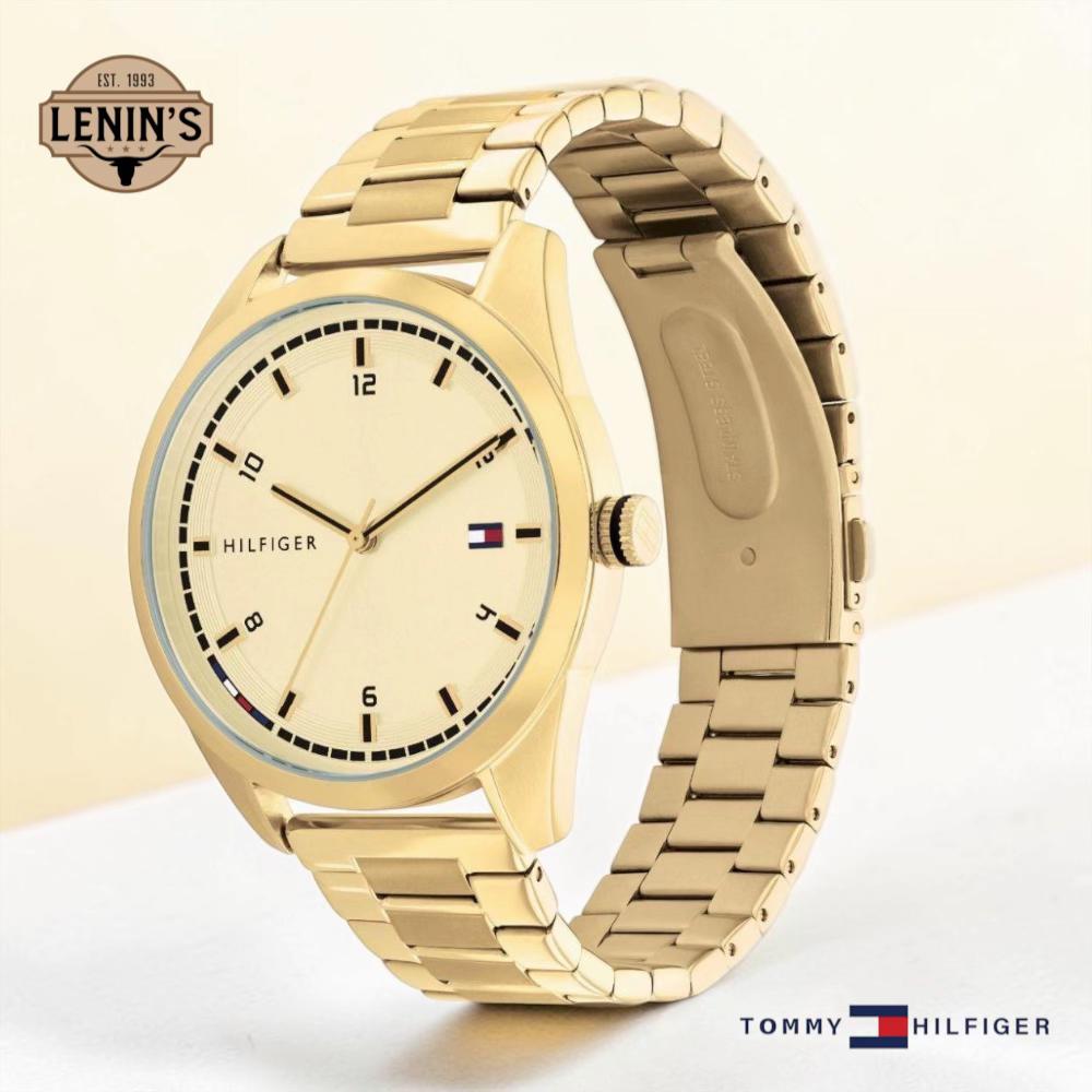 @Lenin’s Store
