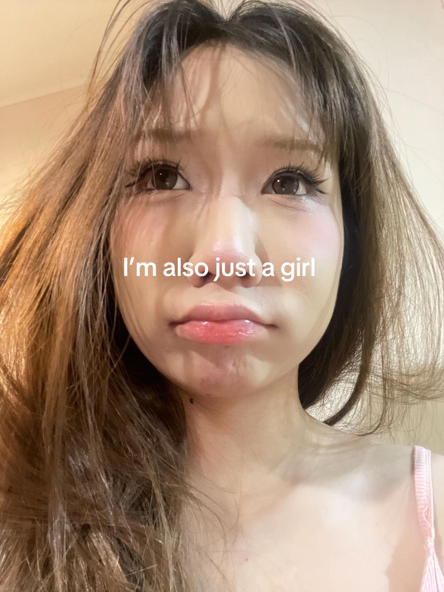 @ชะเอมคนเดียวกับชาลอท