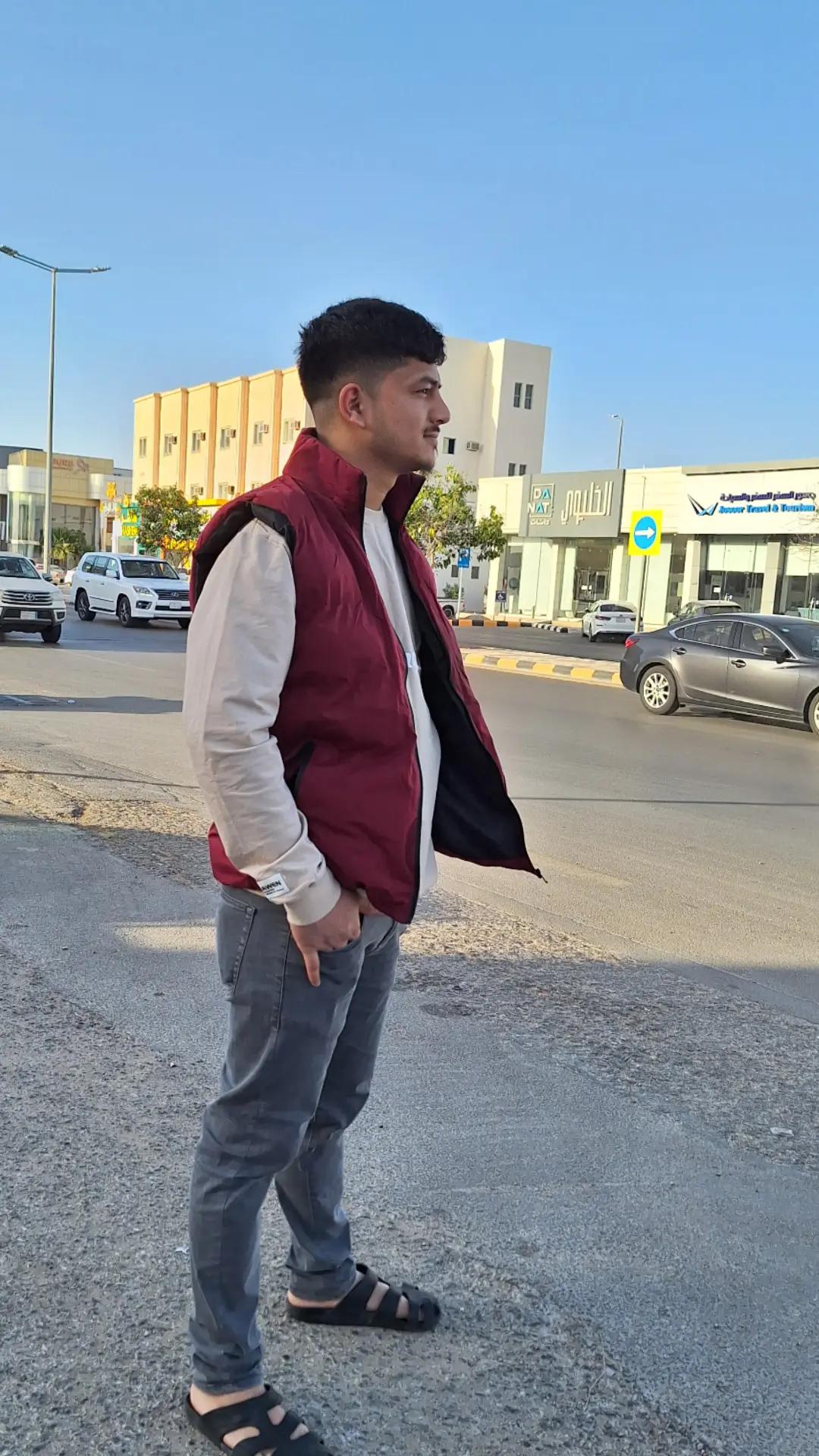 @Aakasholi1234