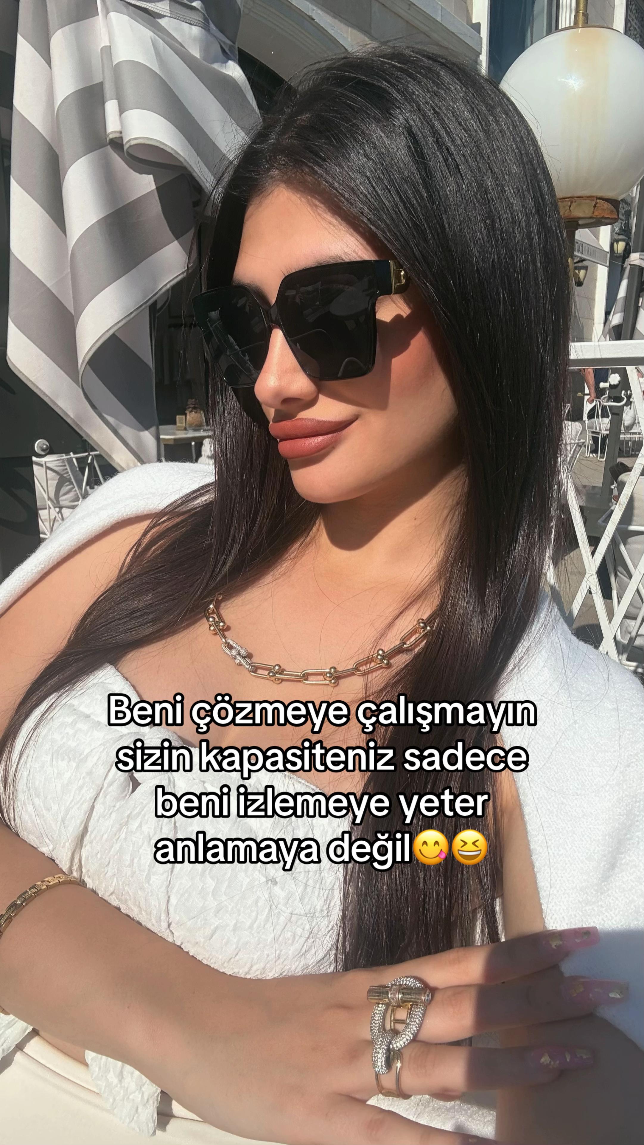 @ronika_veronikaa