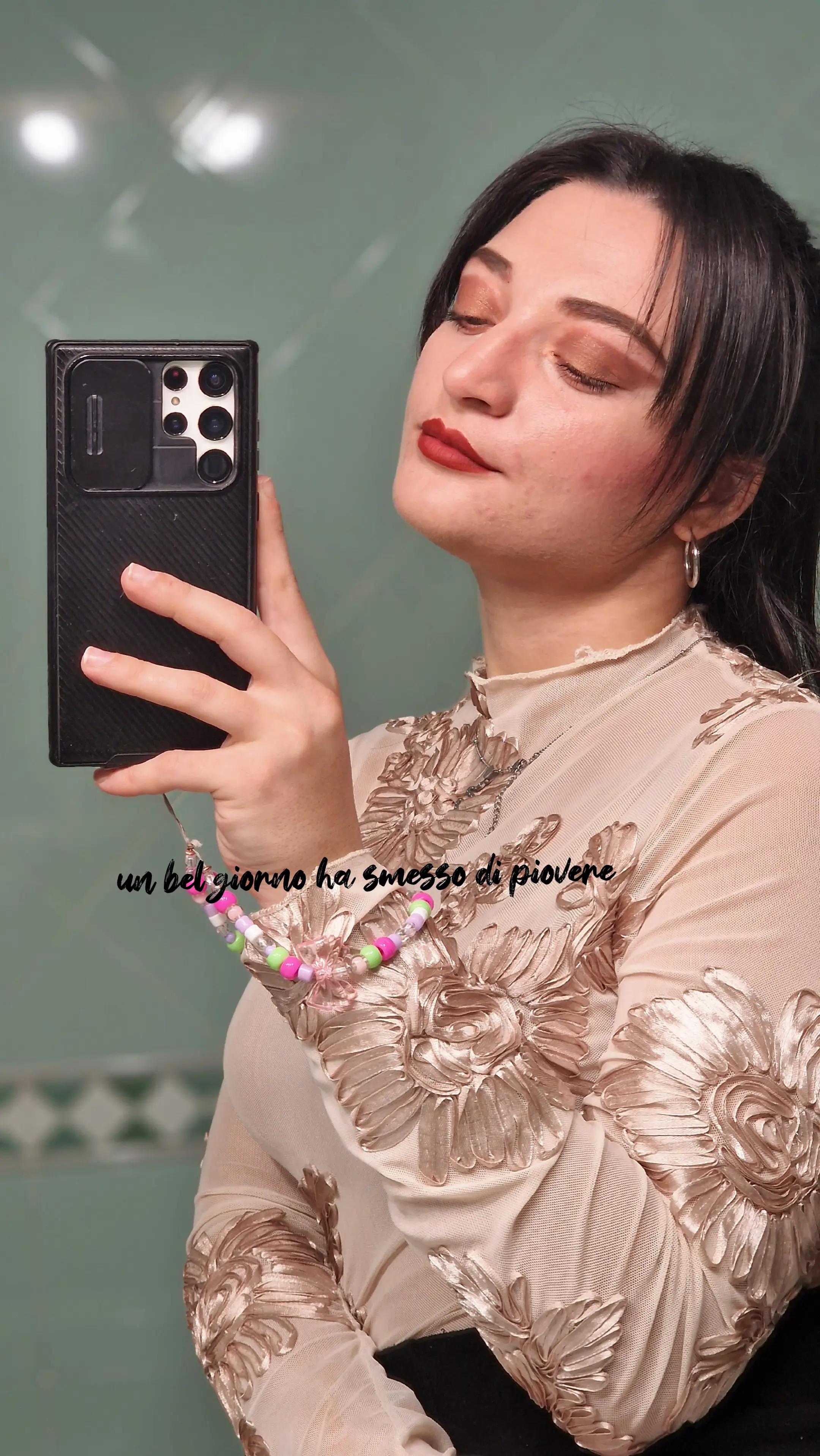 @Laura🫀🪐 || esaurita >>>>