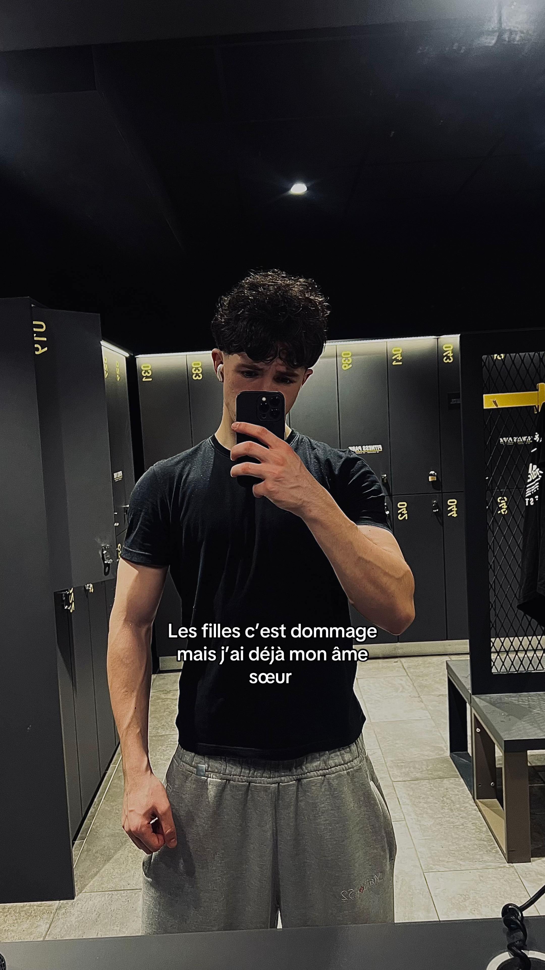 @Virgule