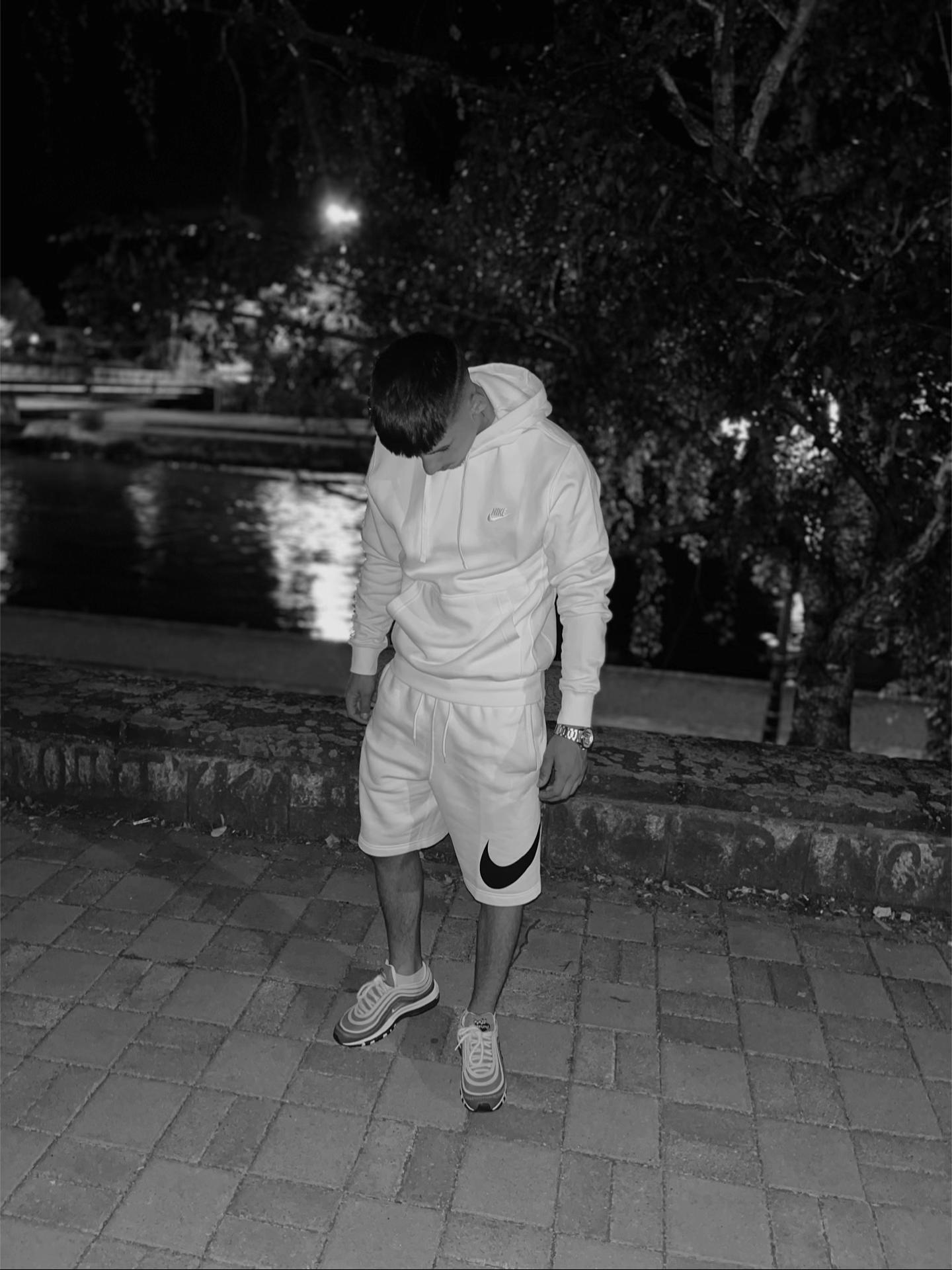 @.stojkovskiii.