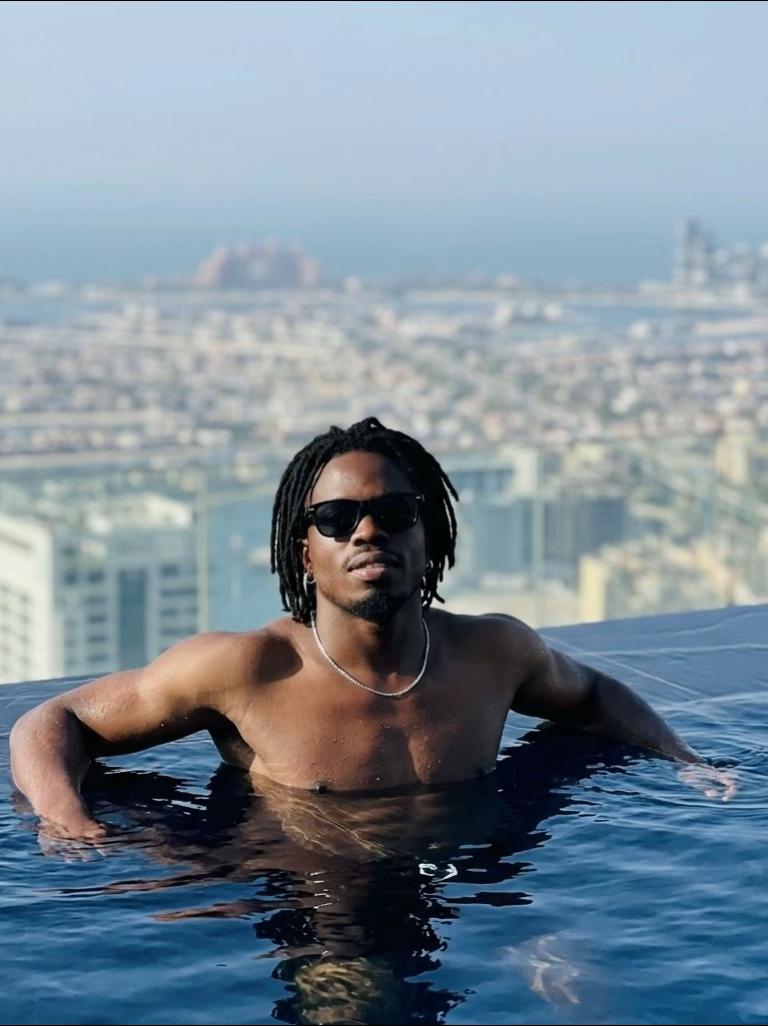 @Soonlyf CEO