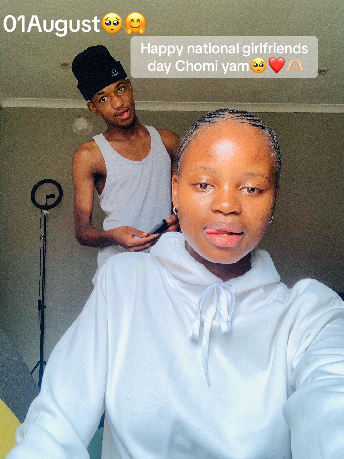 @Snowhite🇿🇦