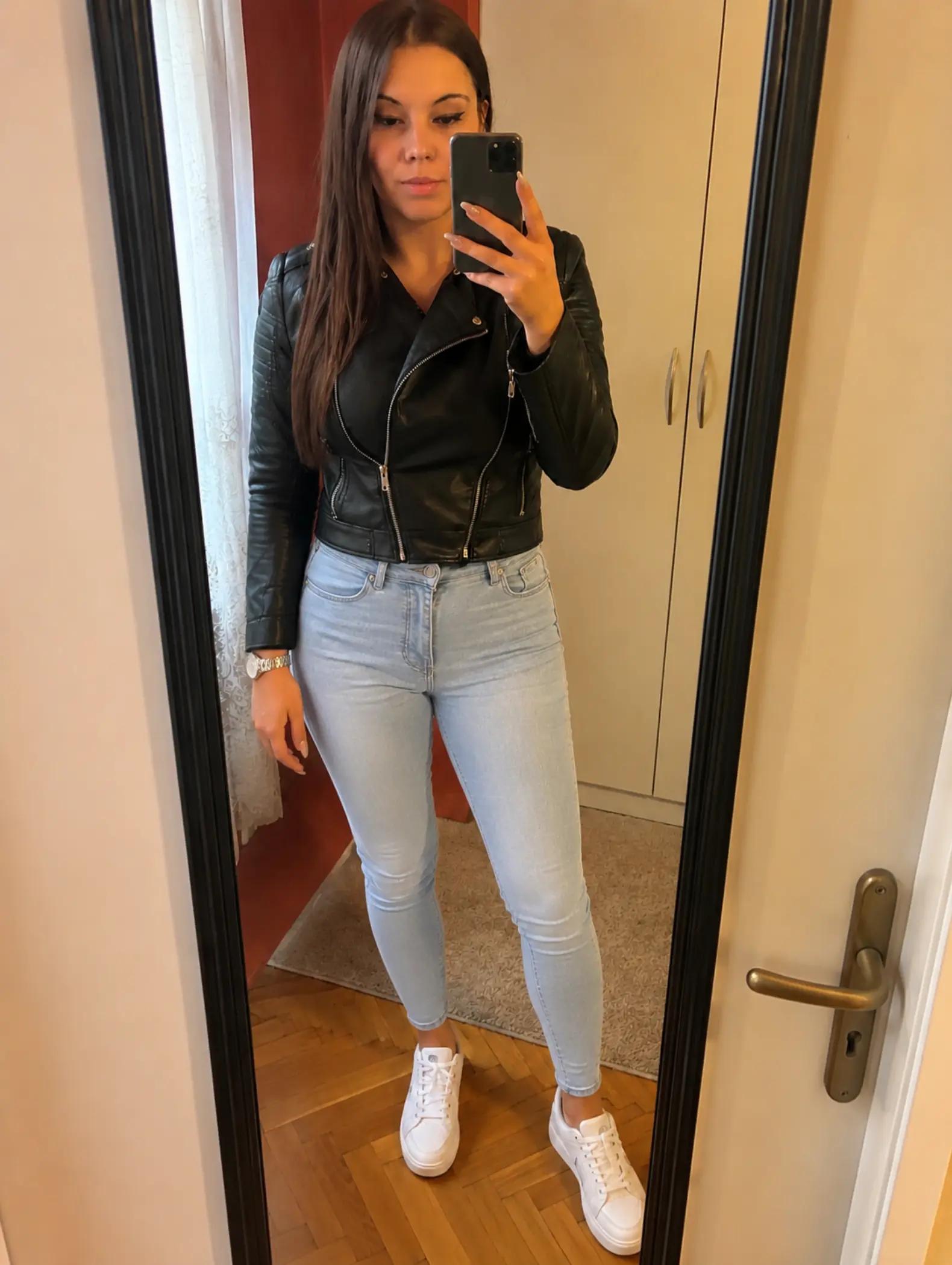 @Martina Ranđelović🦁
