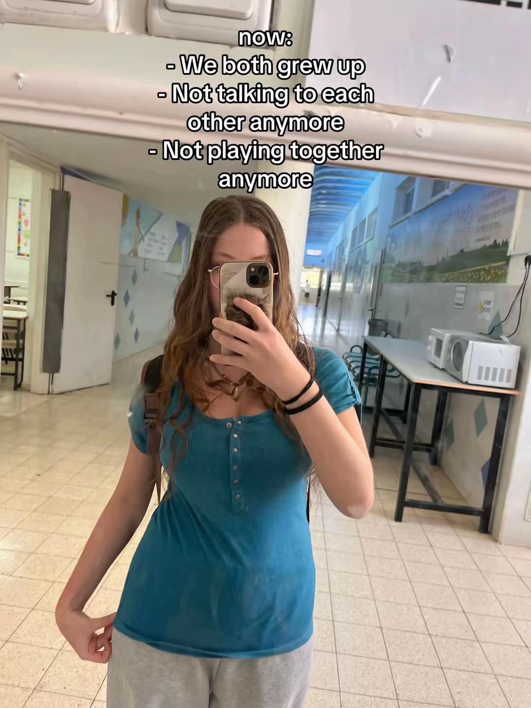 @*~_🍌🐟_~*