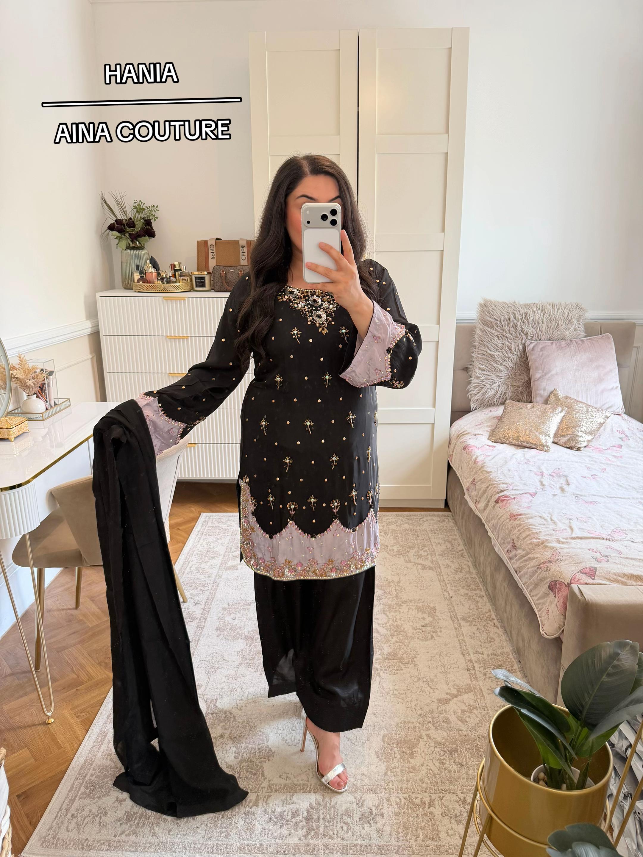 @Aina__couture