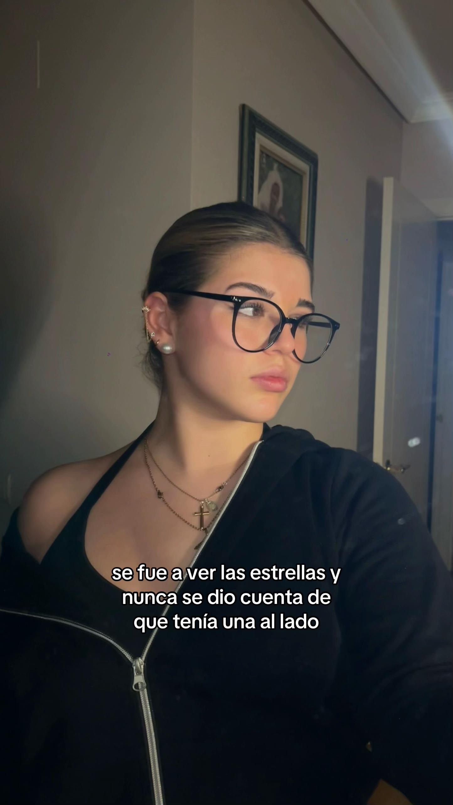 @𝐄𝐬𝐭𝐞𝐟𝐚𝐧𝐢𝐚