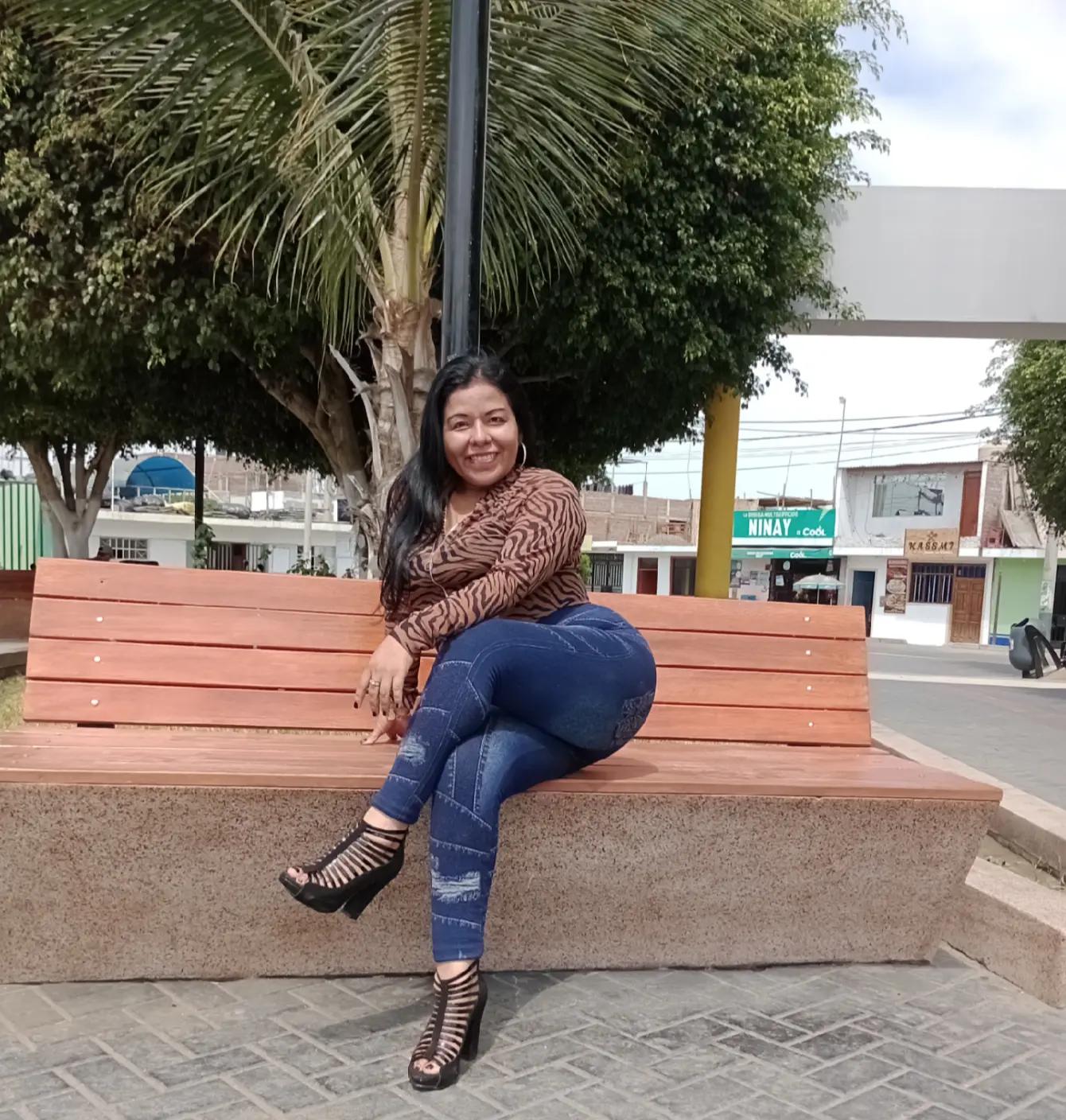 @CARMEN ROSA LEONCITA SOLTERITA