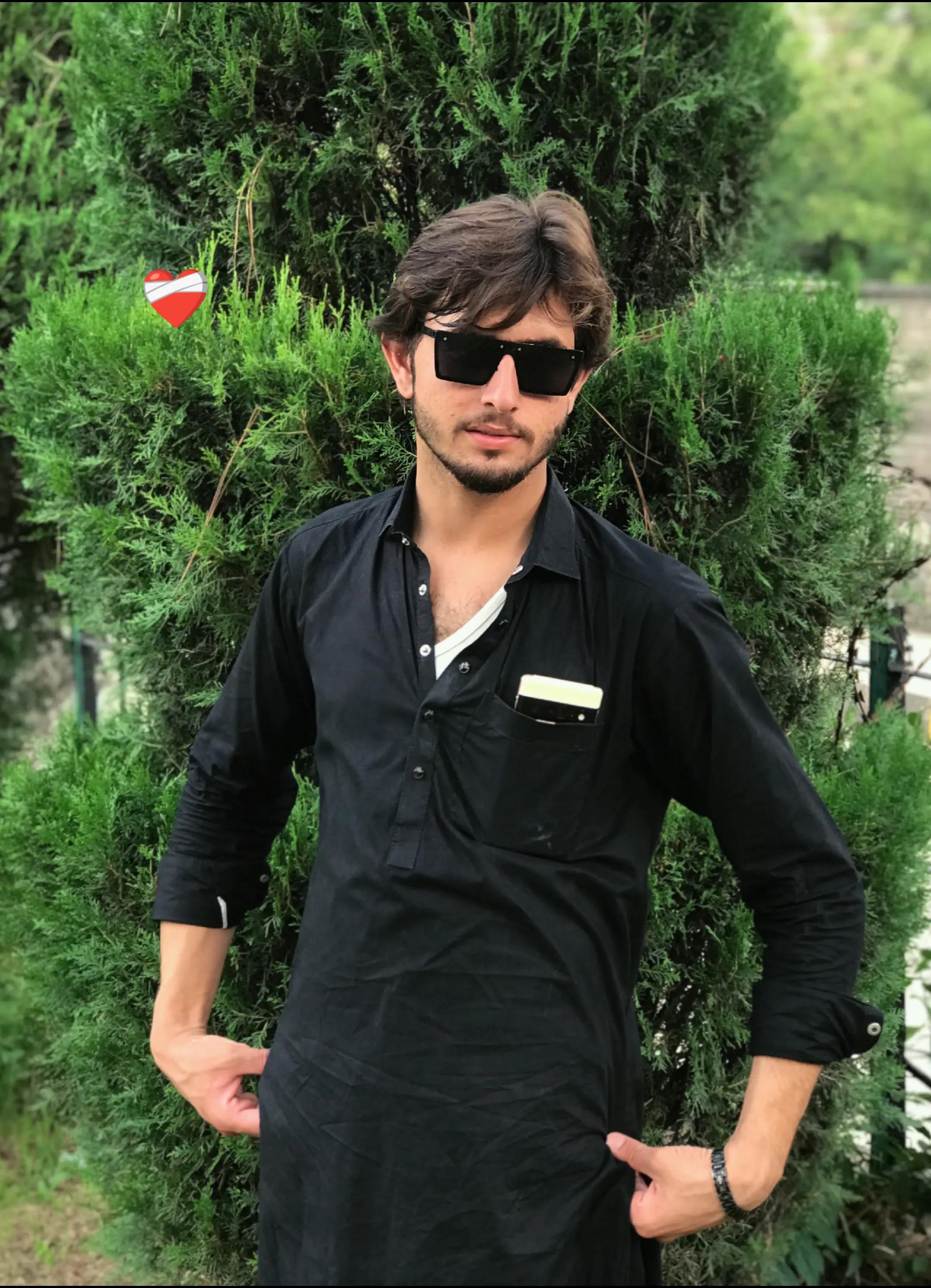 @Ashim_khan💸🖤