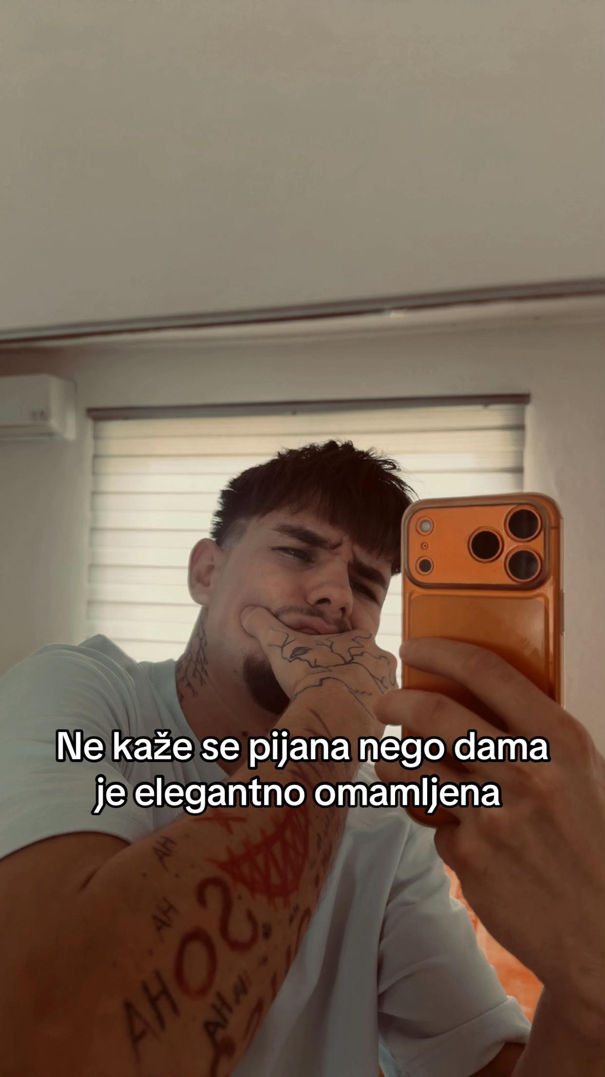 @Moćni