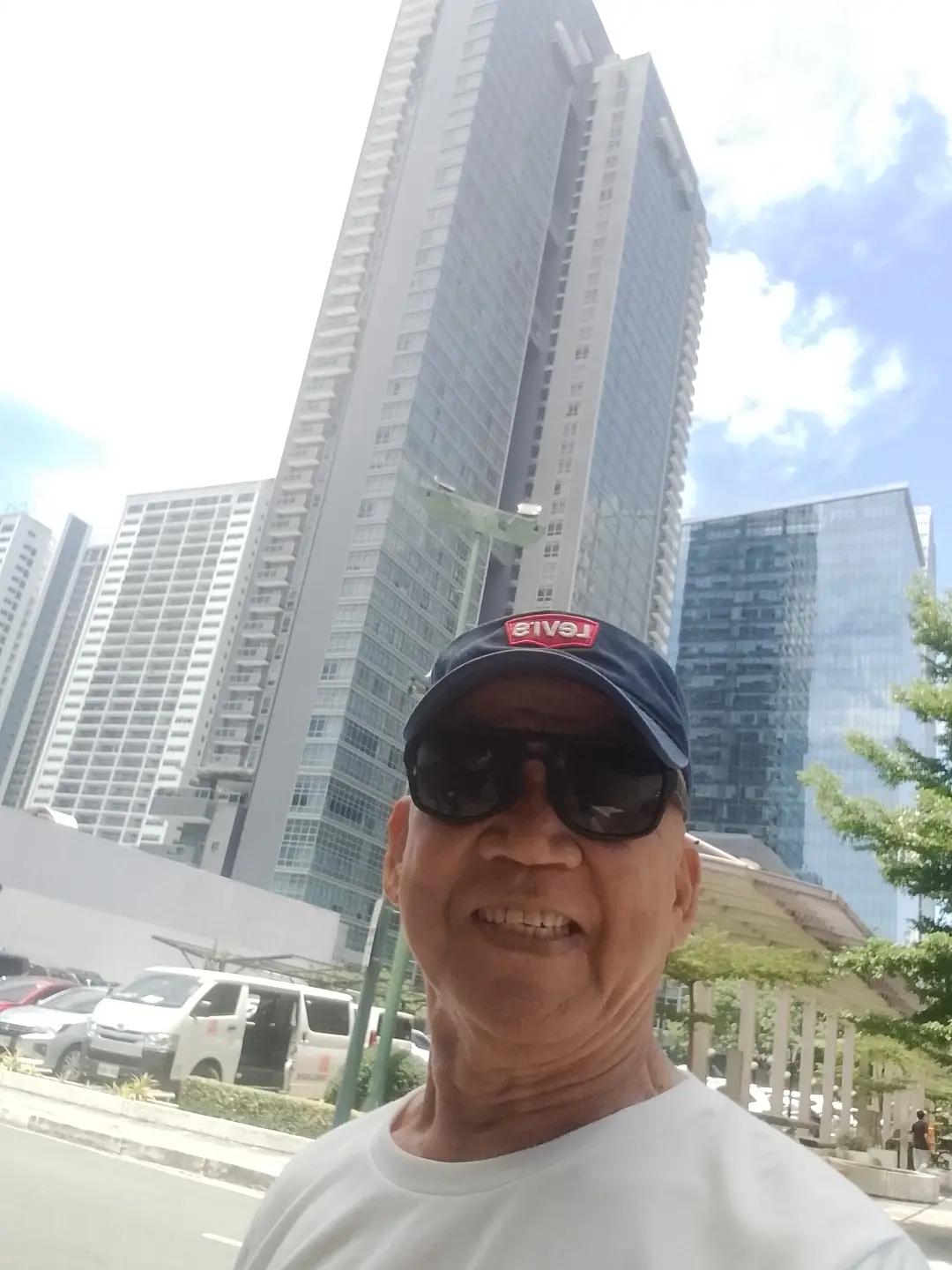 @willieguerrero23@gmail.com