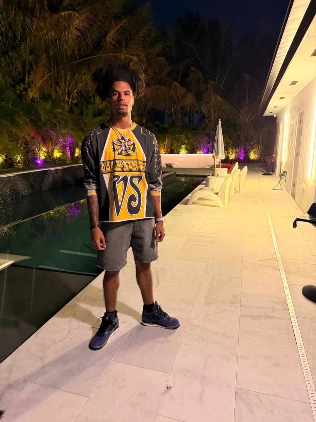 @💰