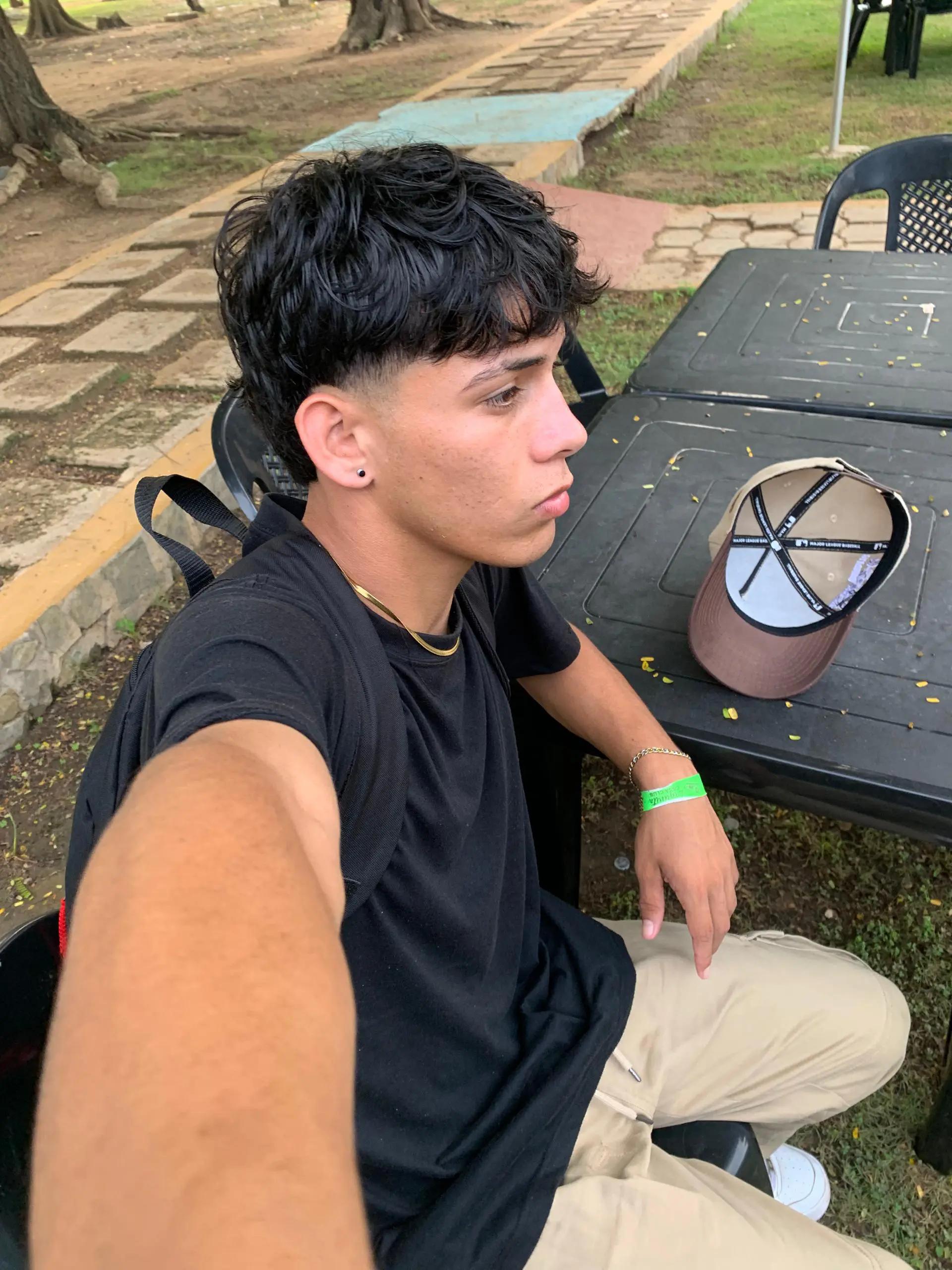 @𝓙𝓱𝓸𝓷 𝓐𝓵𝓮𝔁🪽