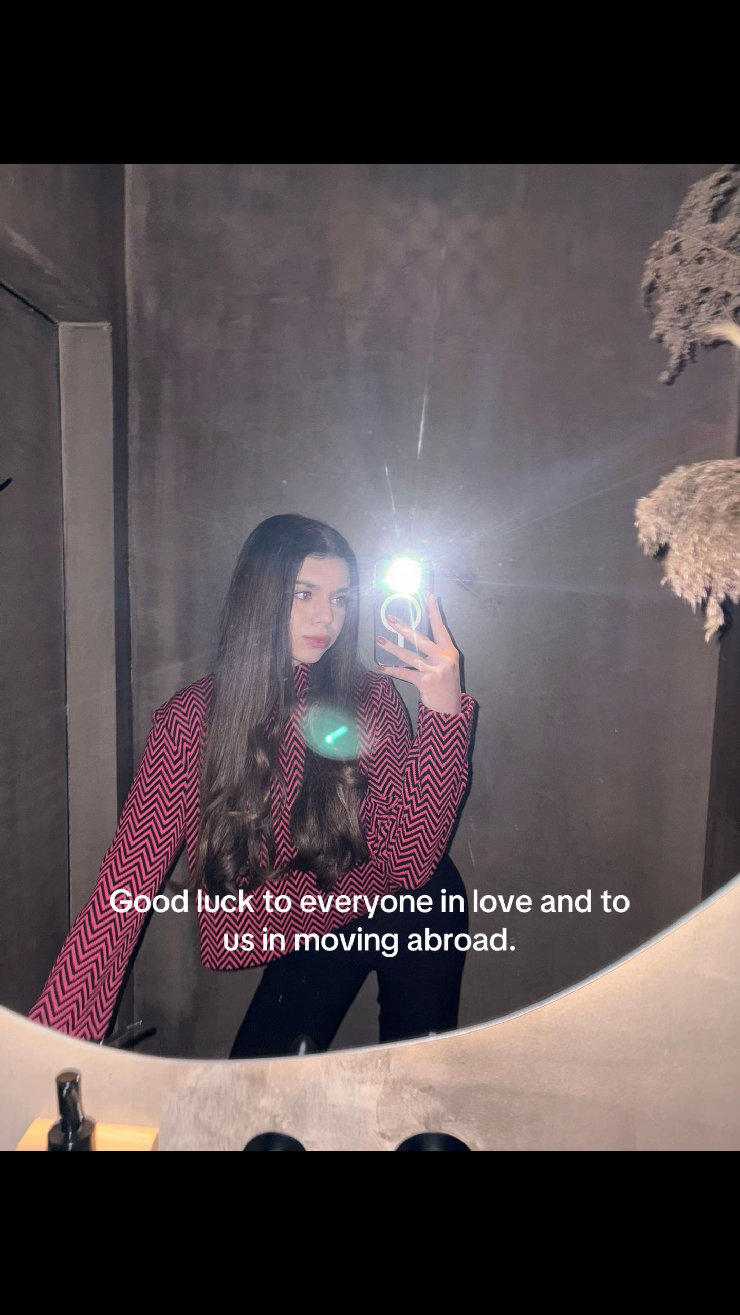 @ellizzz