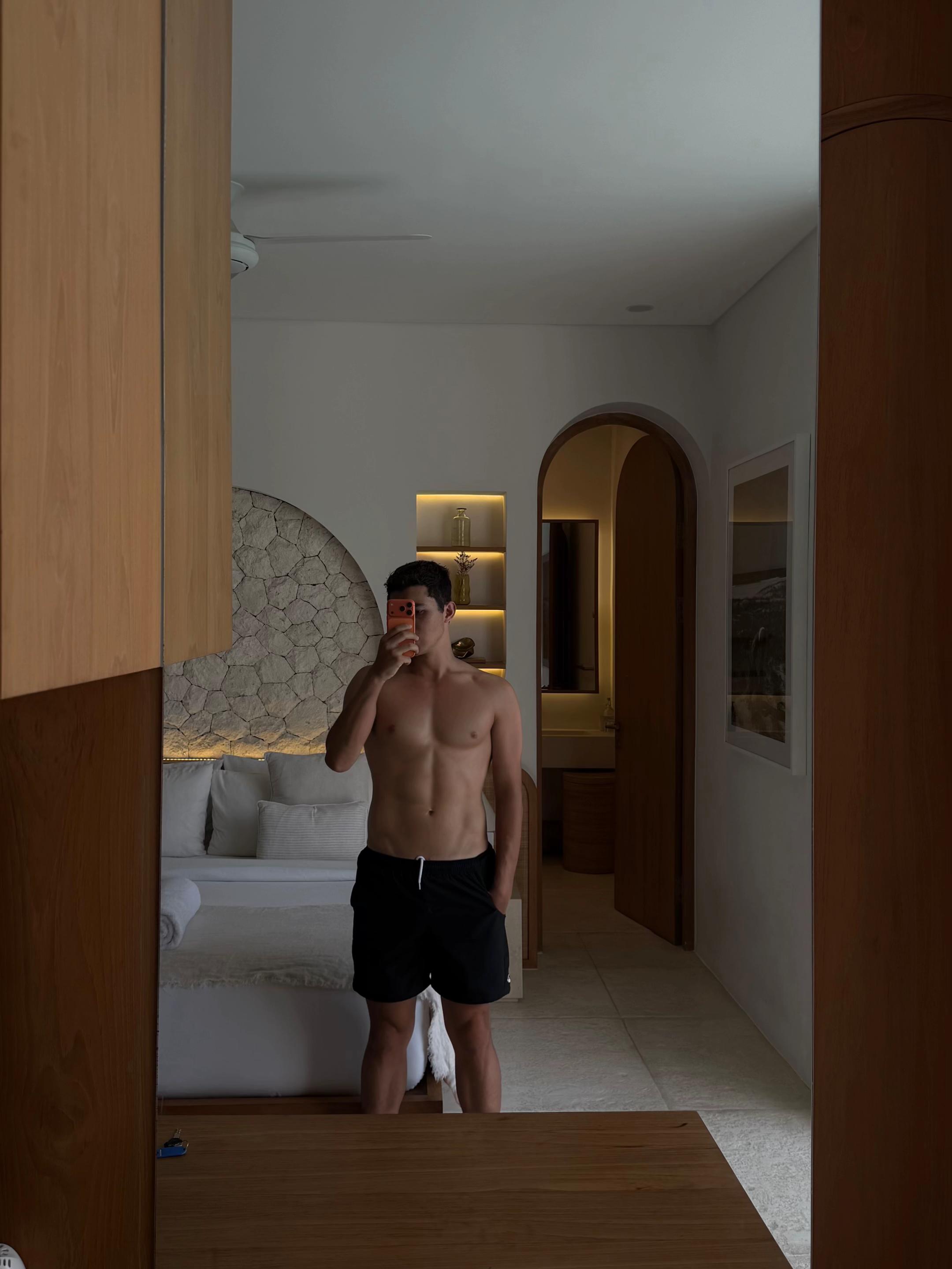 @momohamedb_