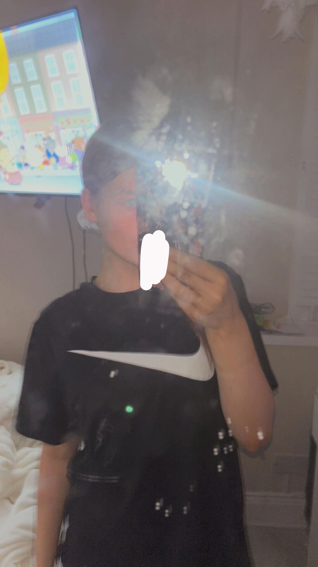 @𝓔𝓑&hearts;️