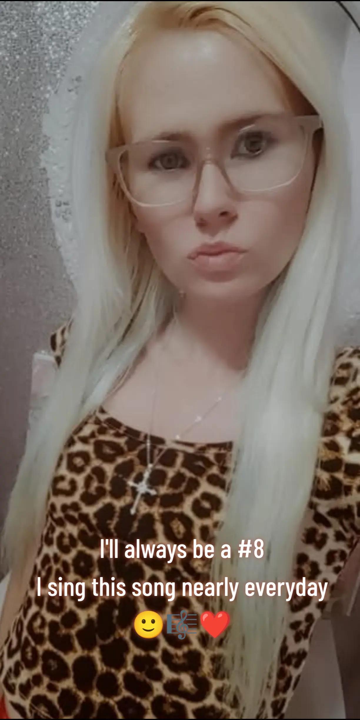 @🎀🧋Sarah Louise Smith🧋🎀