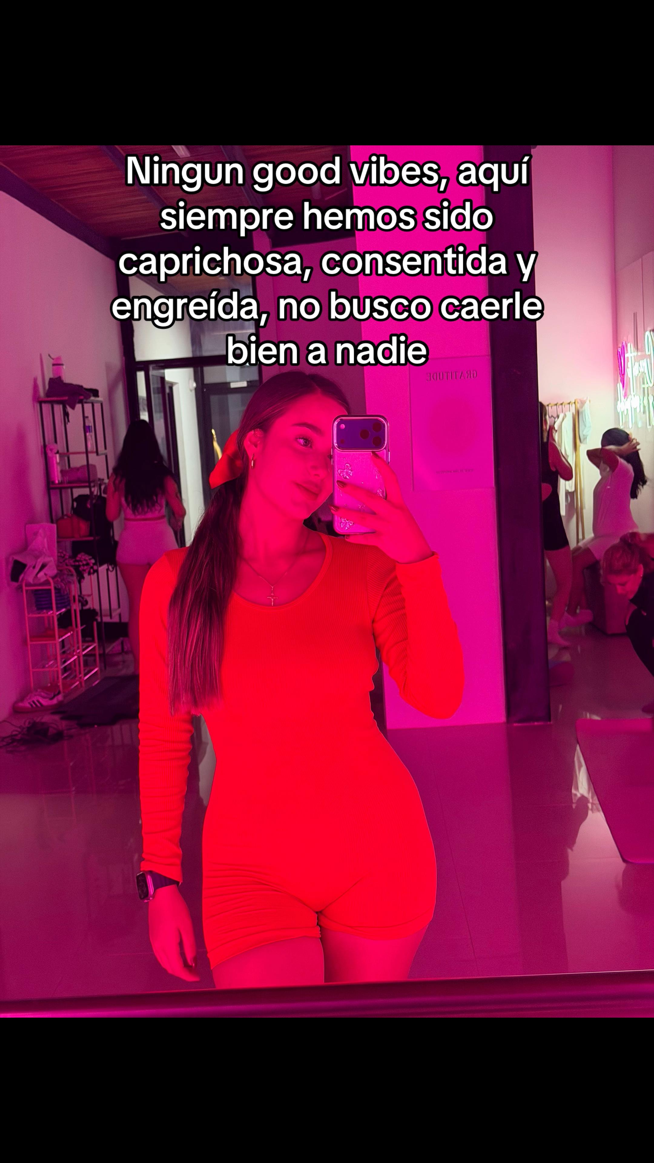 @Escarlyn😝💖
