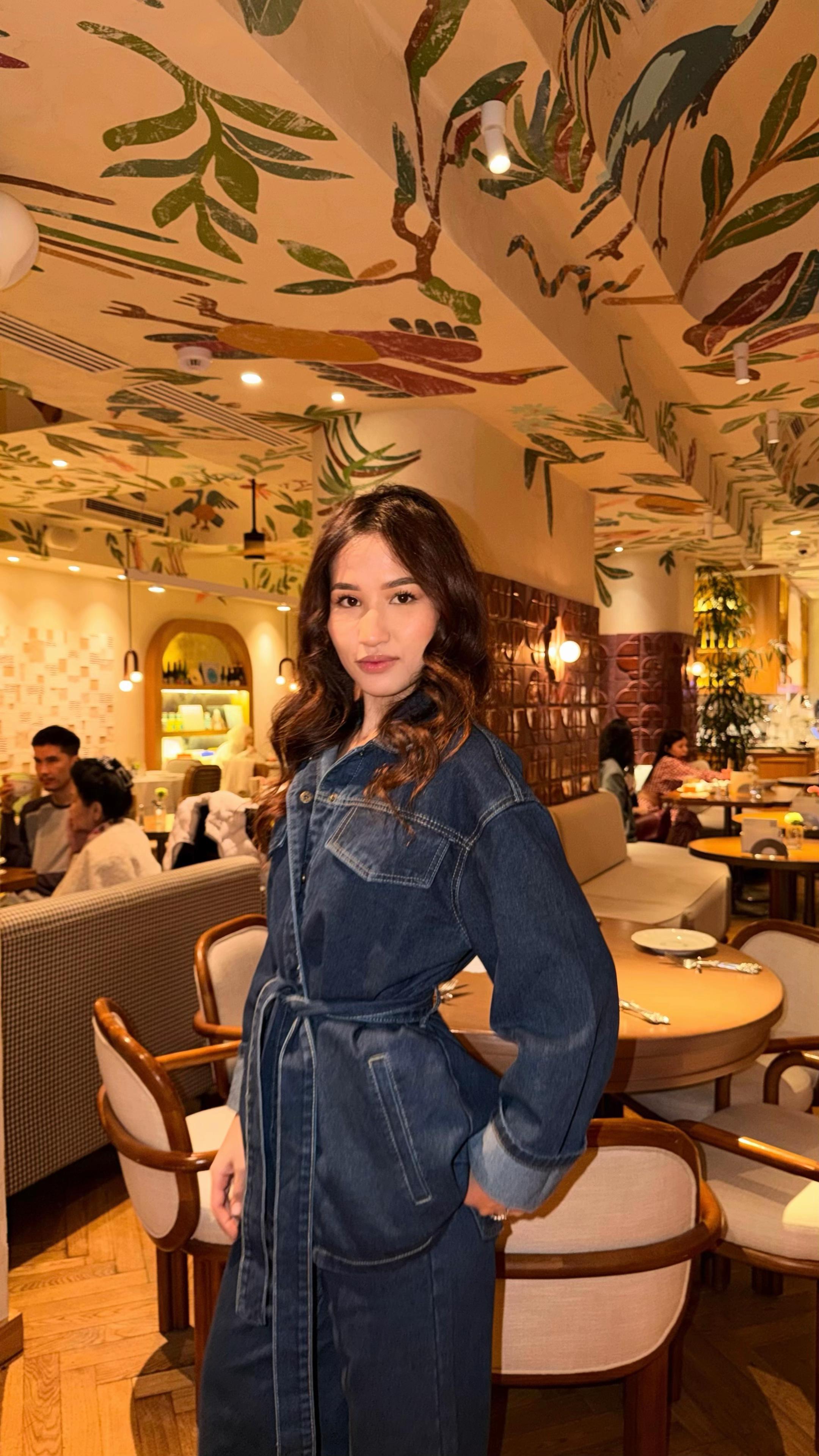 @Zhansaya