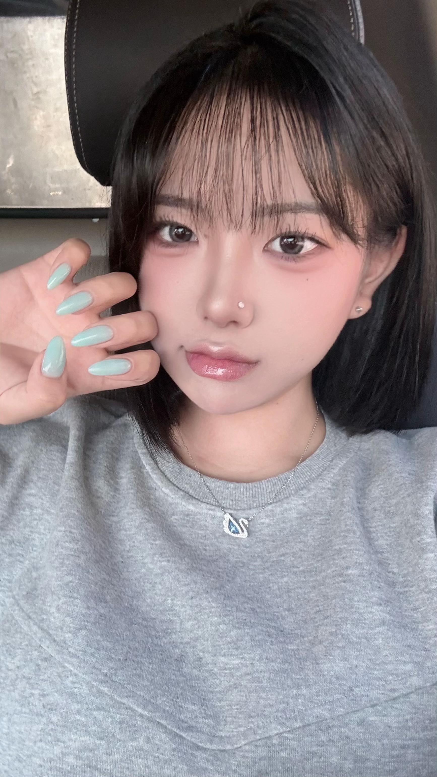 @아영