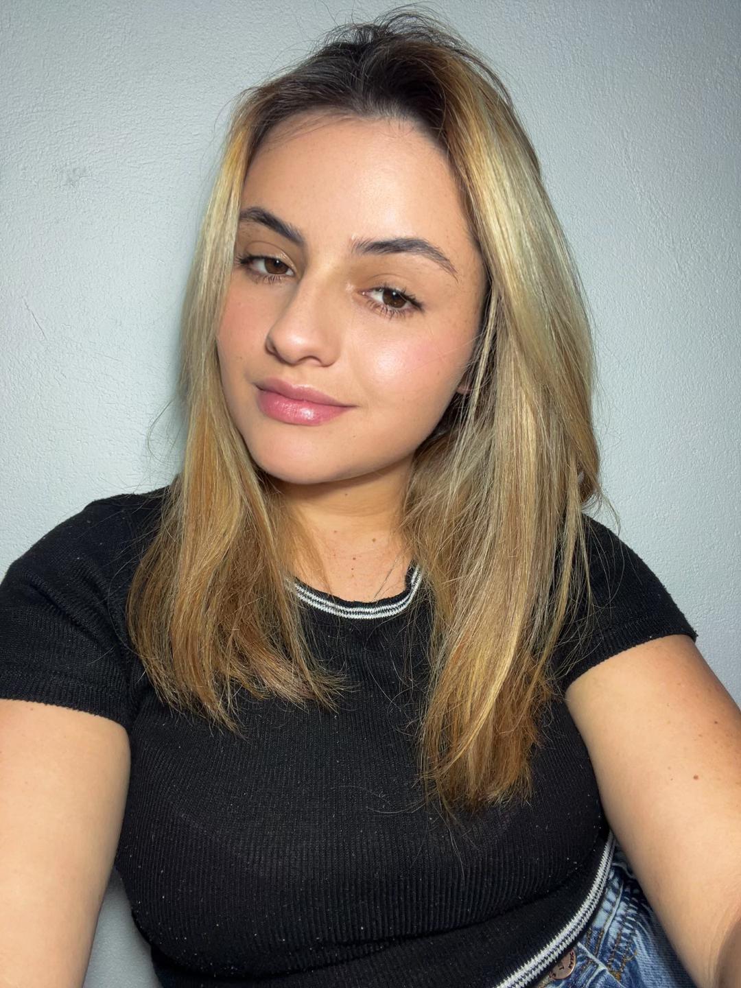 @Amanda Milena