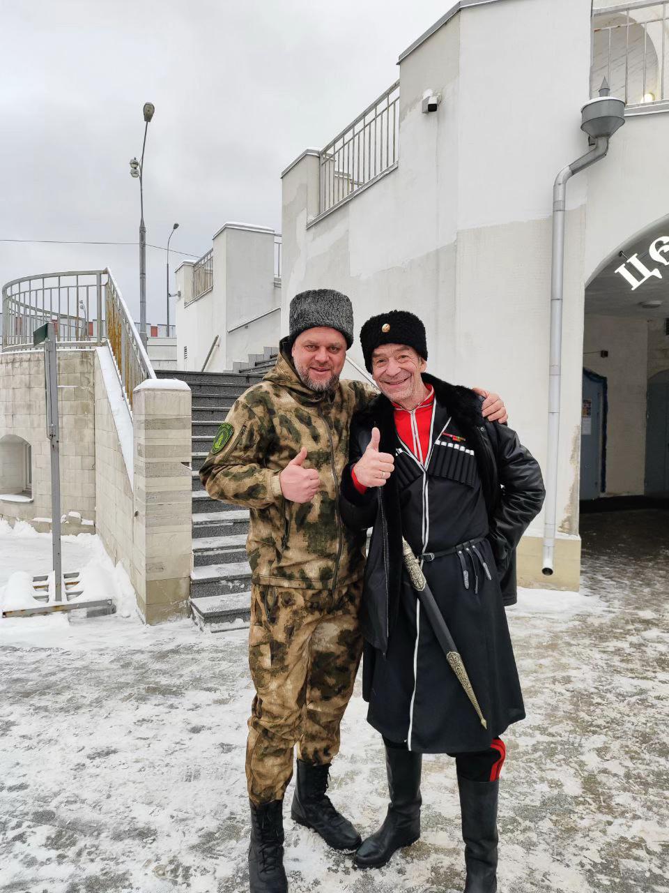 @Внимательные Люди