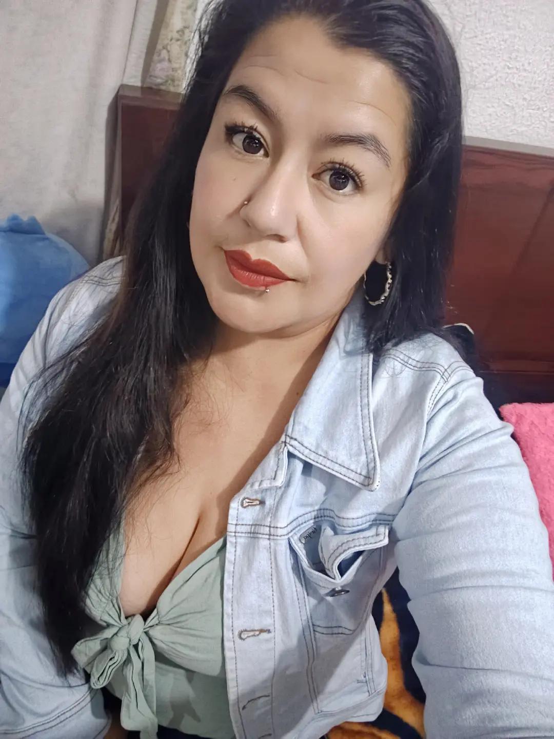 @jazminvalencia305