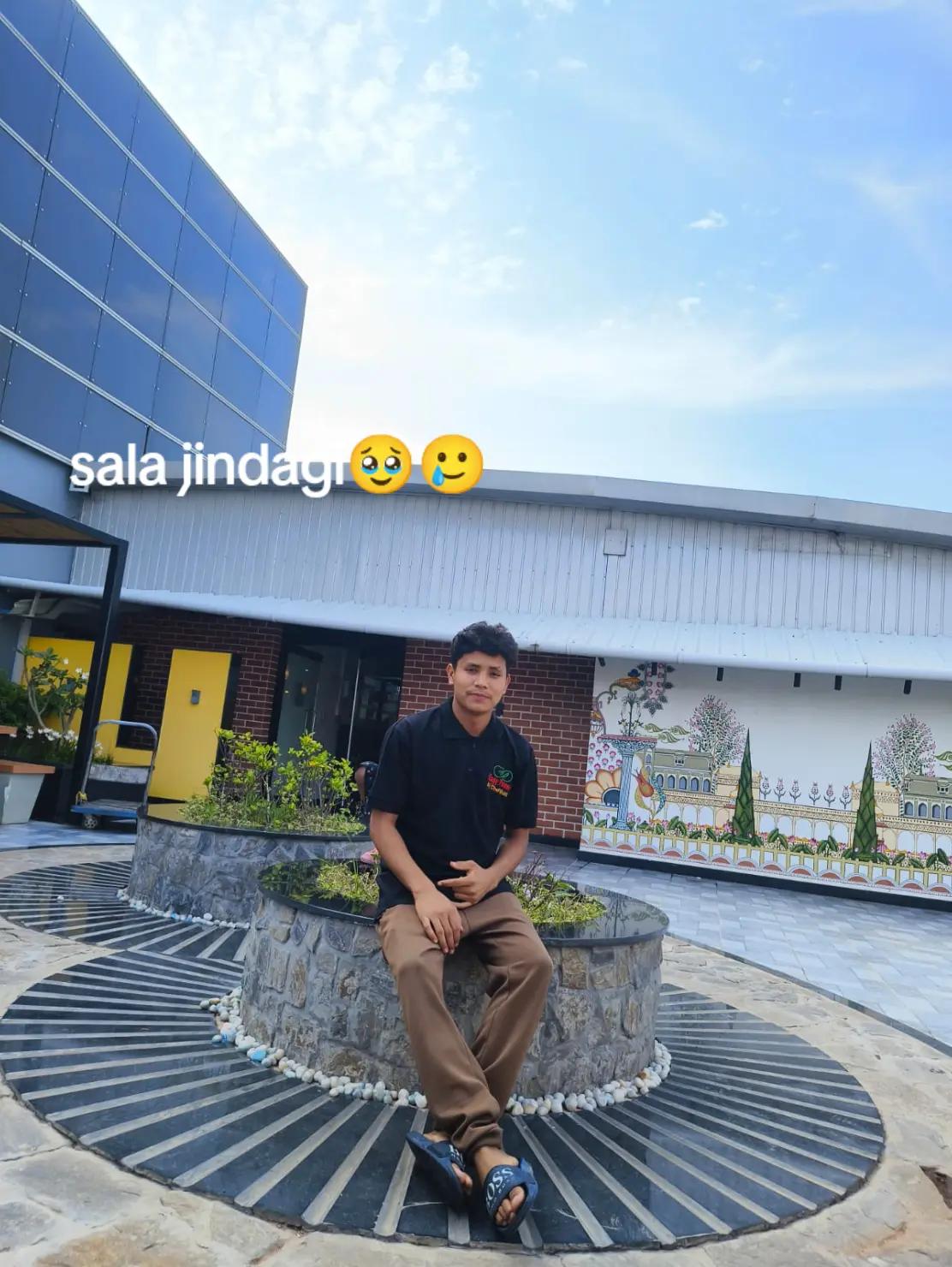 @HIKMAT JANG THAKURI 🇳🇵