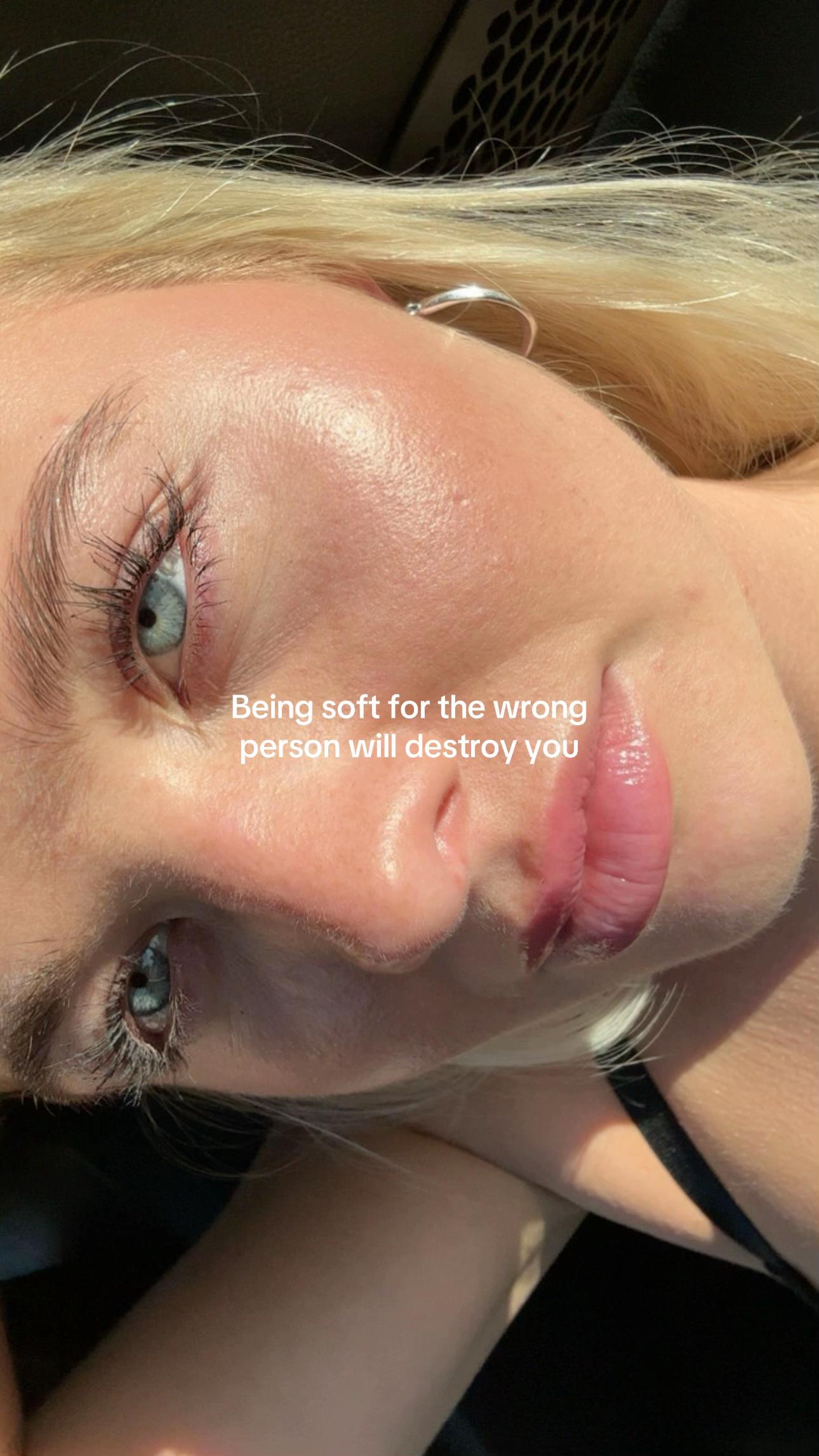 @Emilia