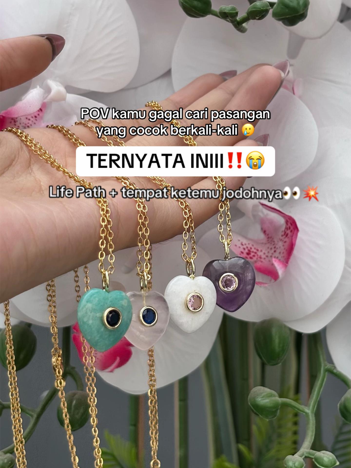 @Zupazupazuu Crystal Jewelery