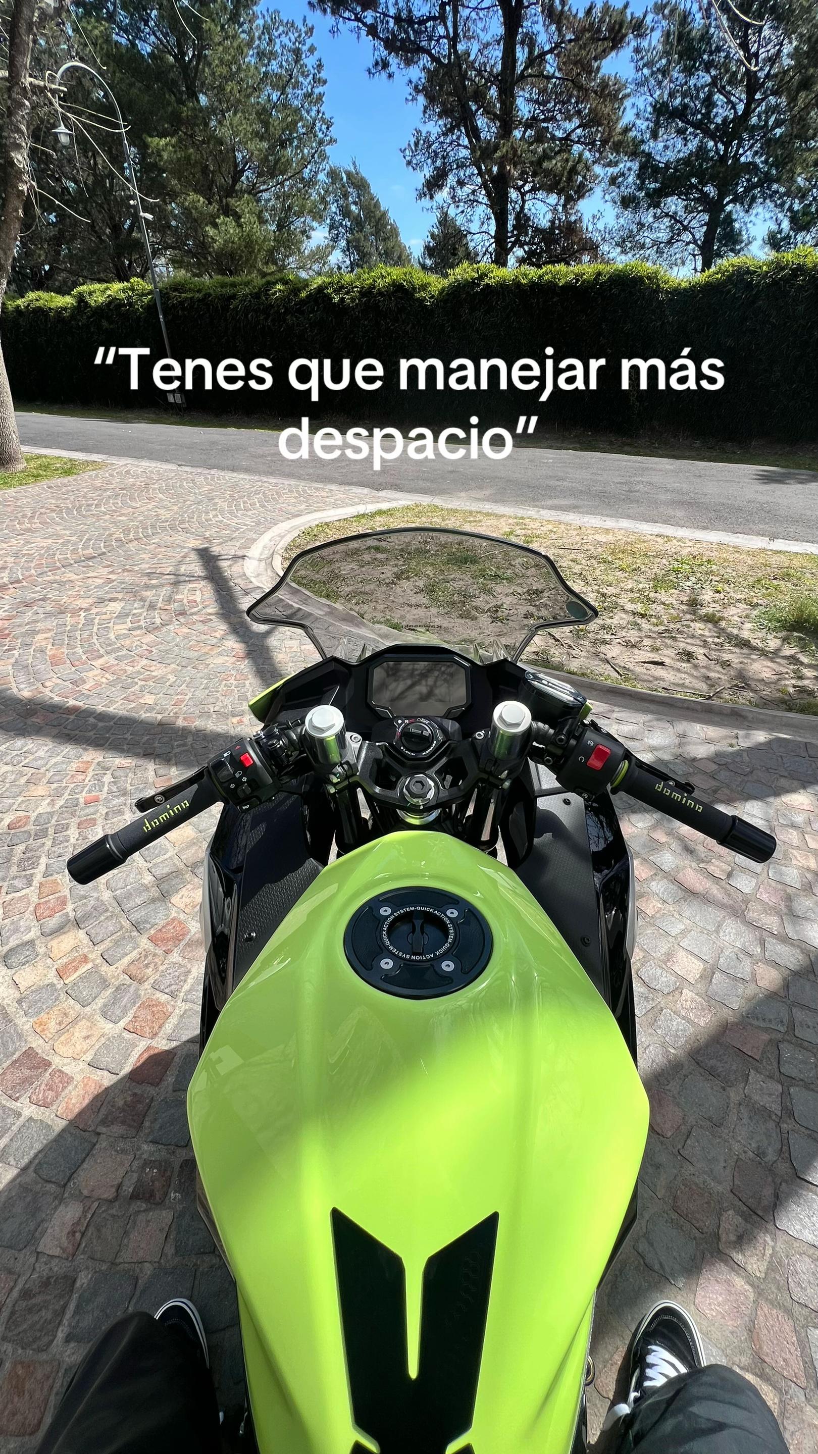 @DS