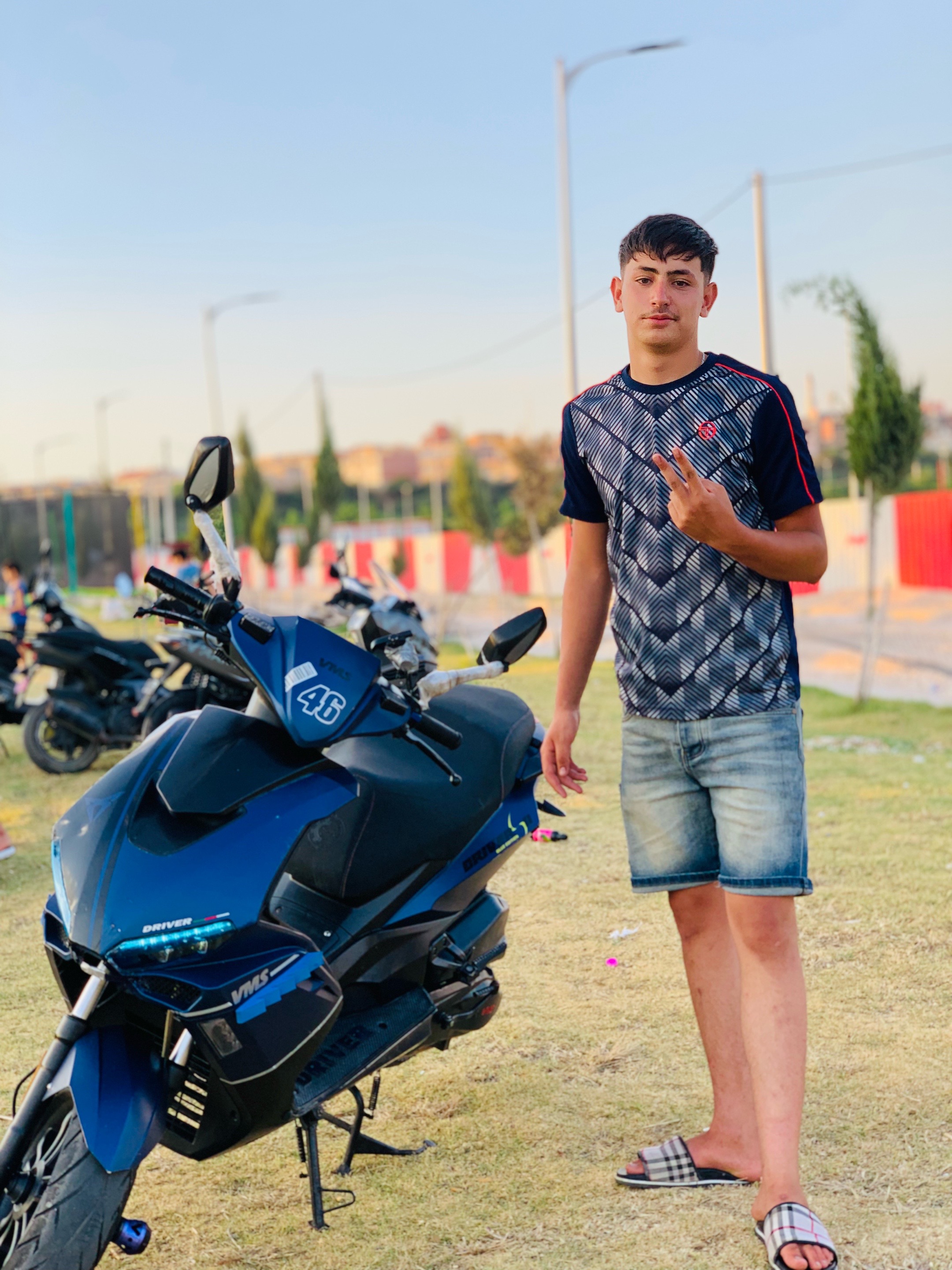 @🇪🇺𝑳𝒐𝒖𝒂𝒚🇪🇺