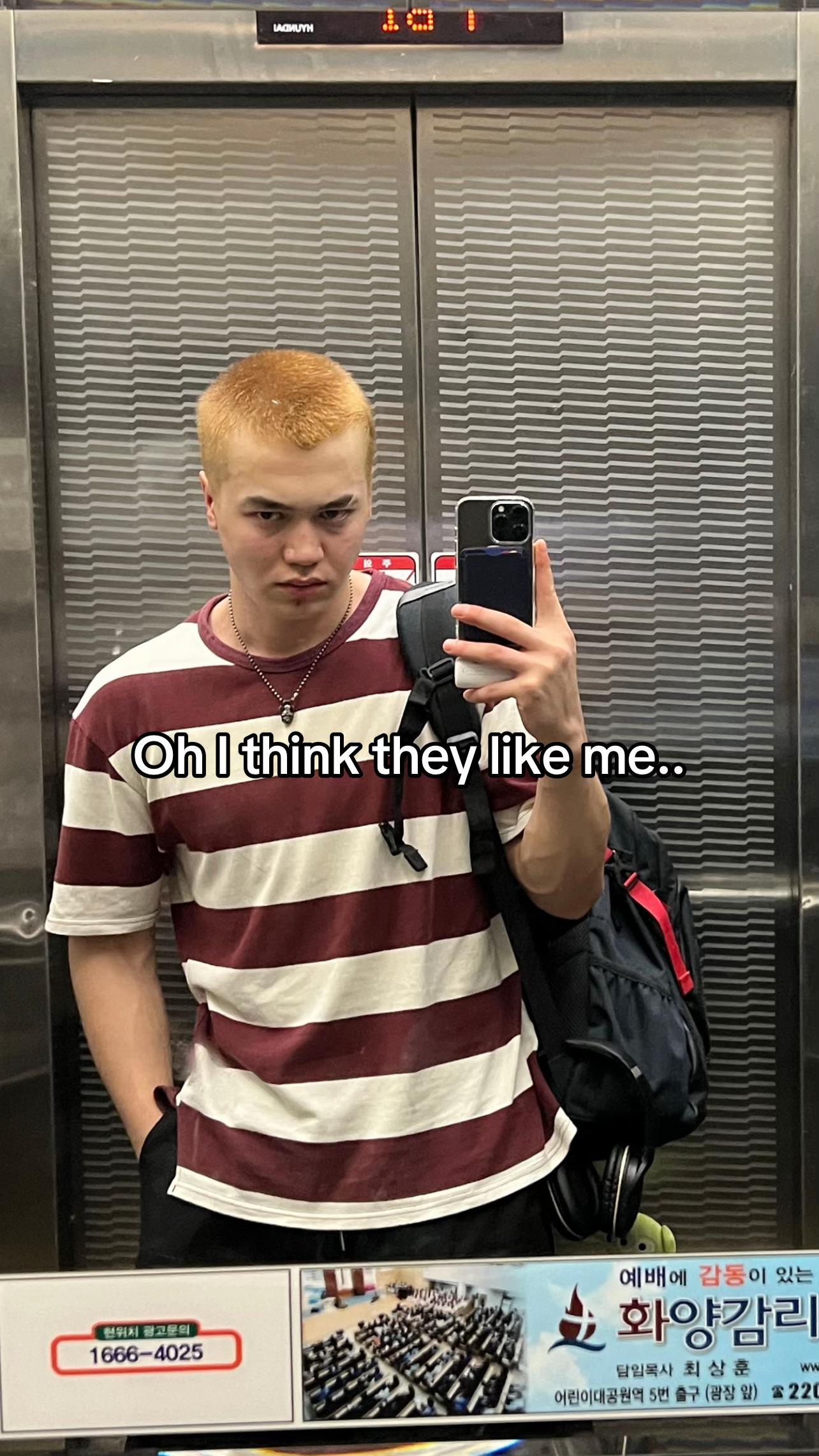 @Хасан🇺🇿 Chriss 🇰🇷