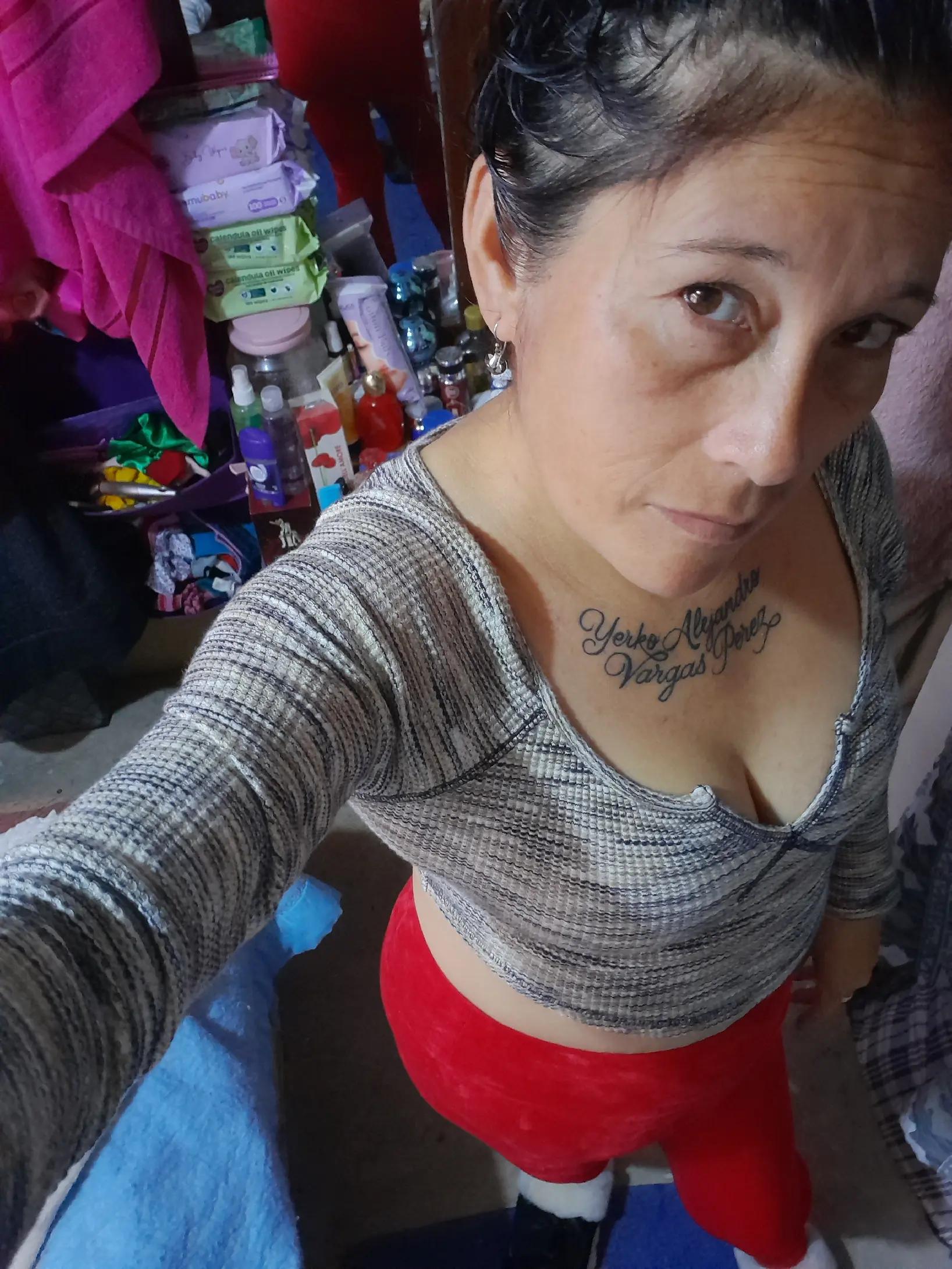 @Viviana Perez966